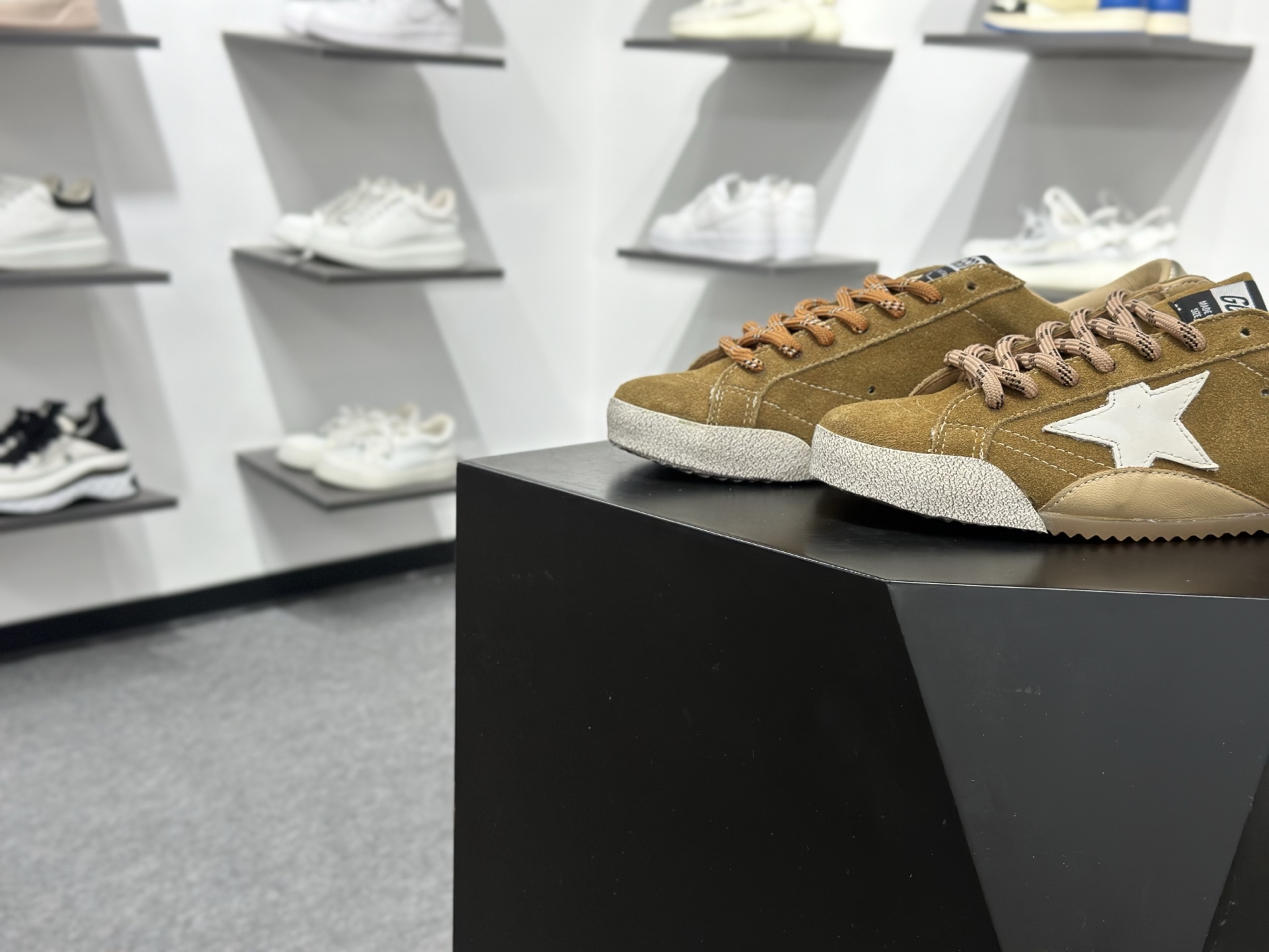 Golden Goose True Star