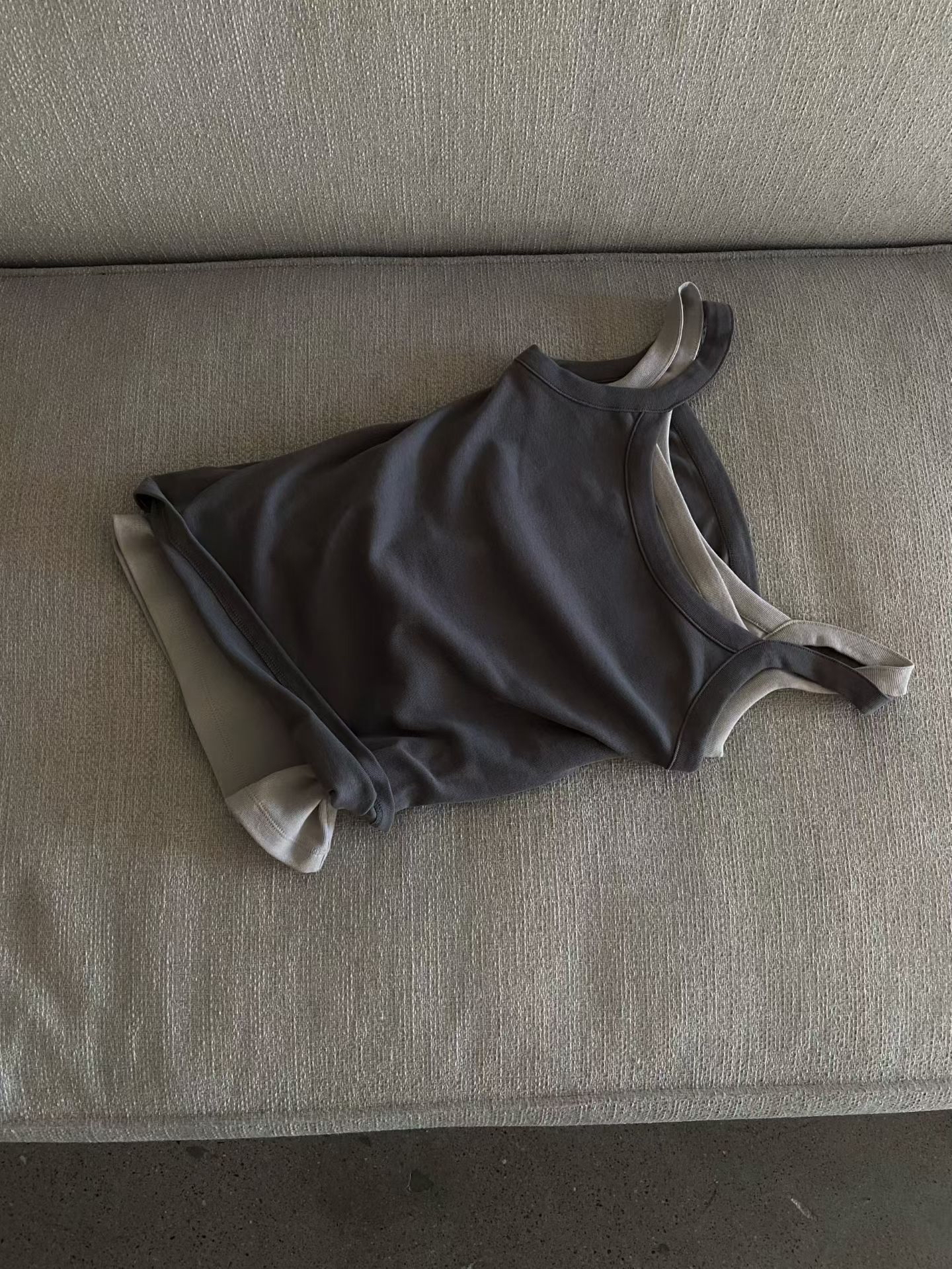 Spaghetti strap tank top #top112