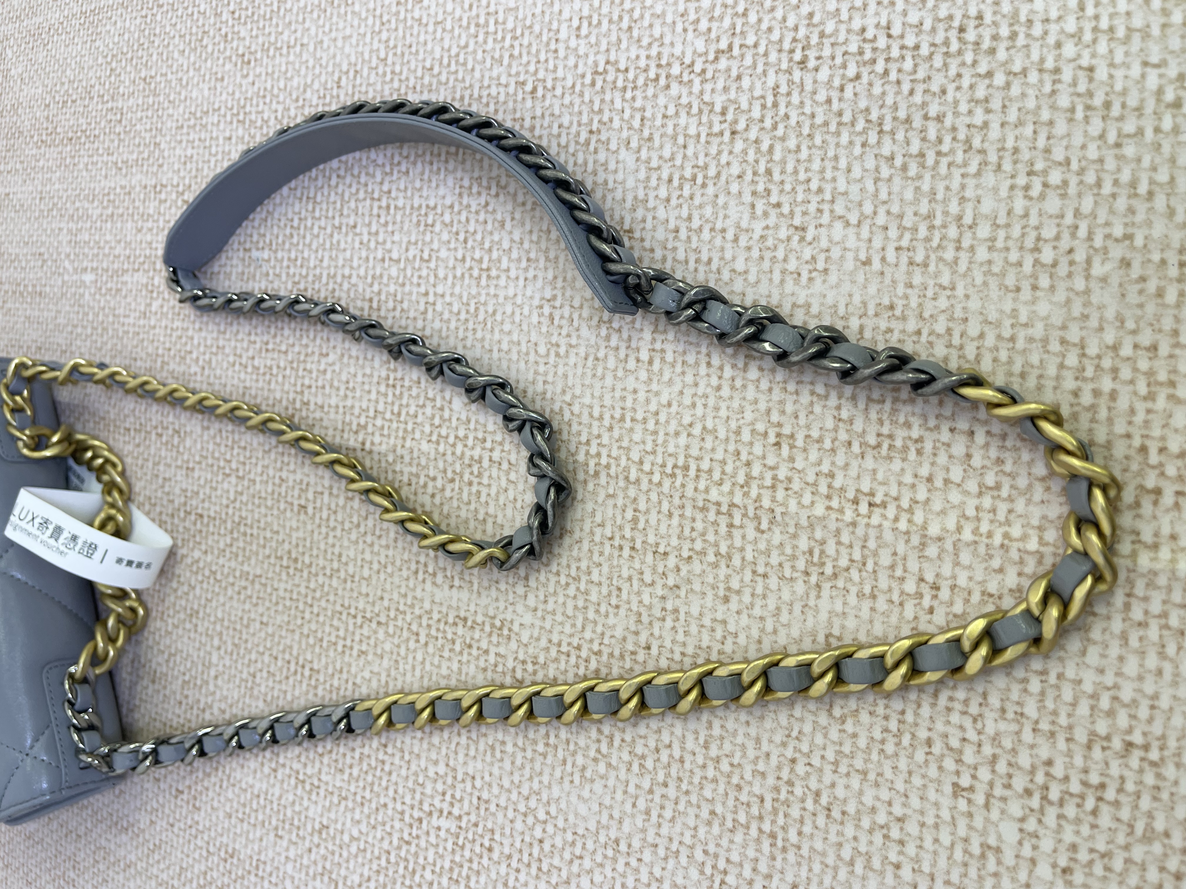 直播貨品 |  [1個-$100 2個-$300］BB05