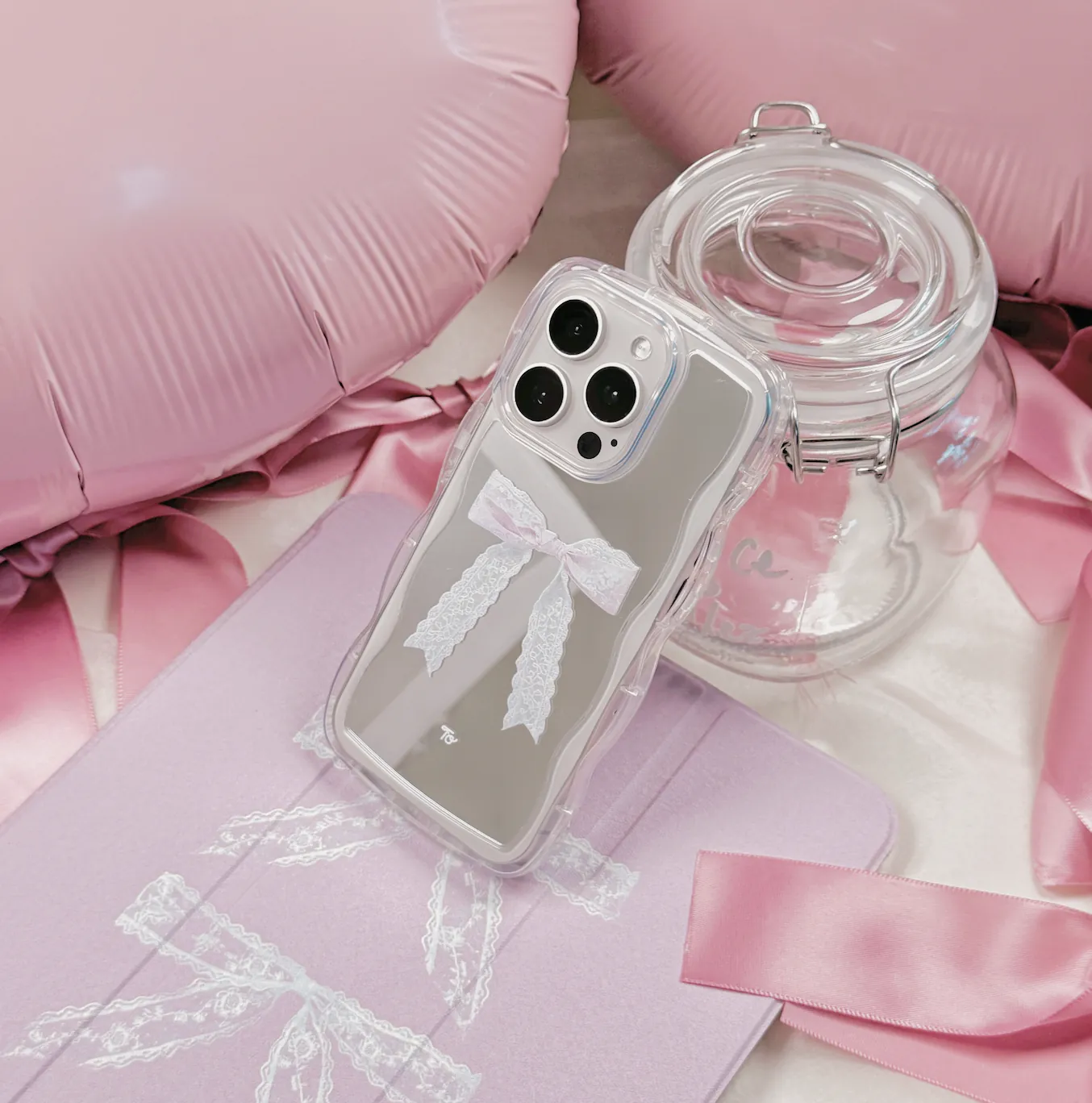 【Ballerina Lace Ribbon】波浪邊框鏡面 iPhone Case