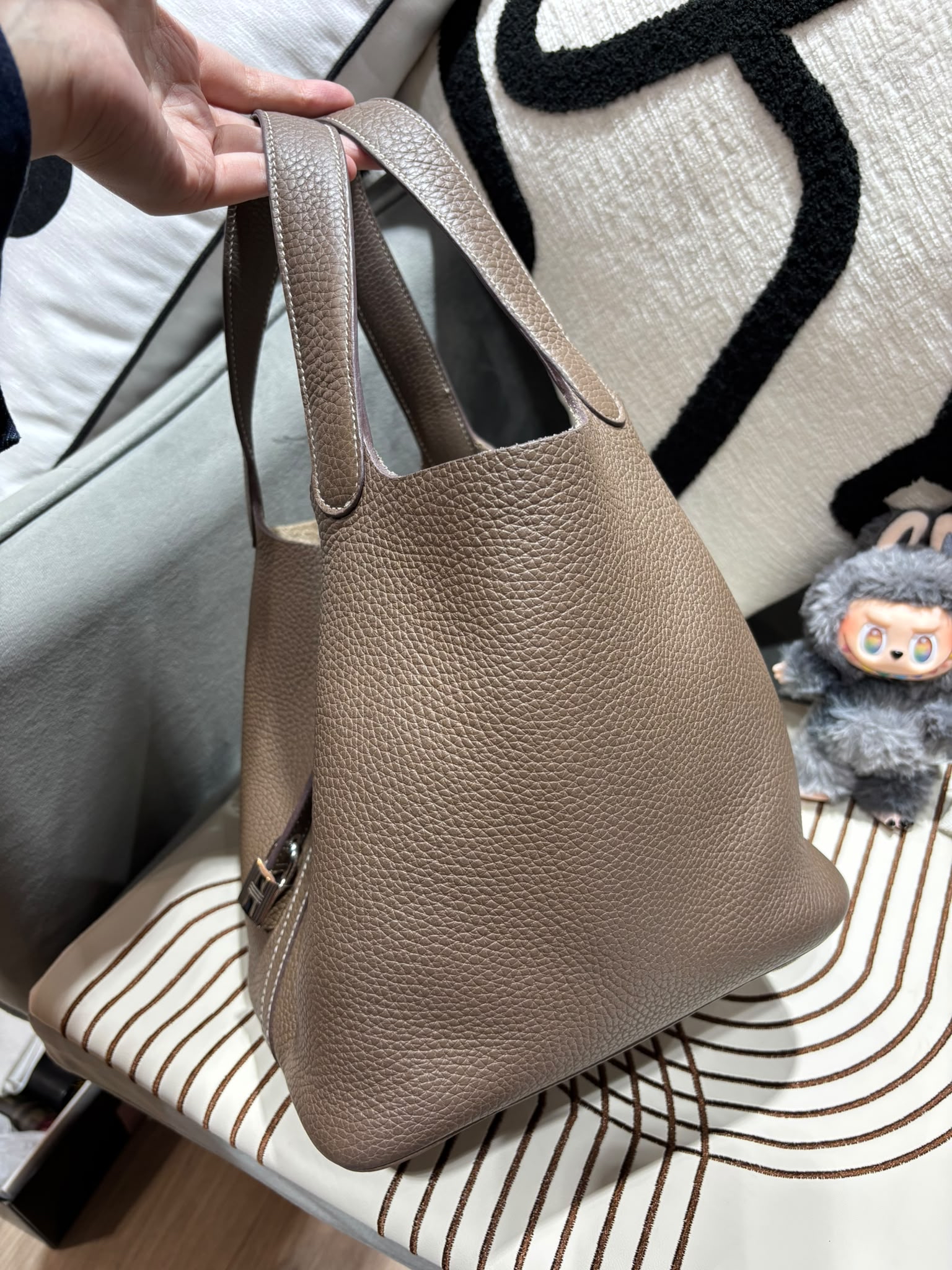 Hermes Picotin 22 Stamp Y Etoupe 100%Authentic, 95%New ✅Key Lock ✅Dust bag