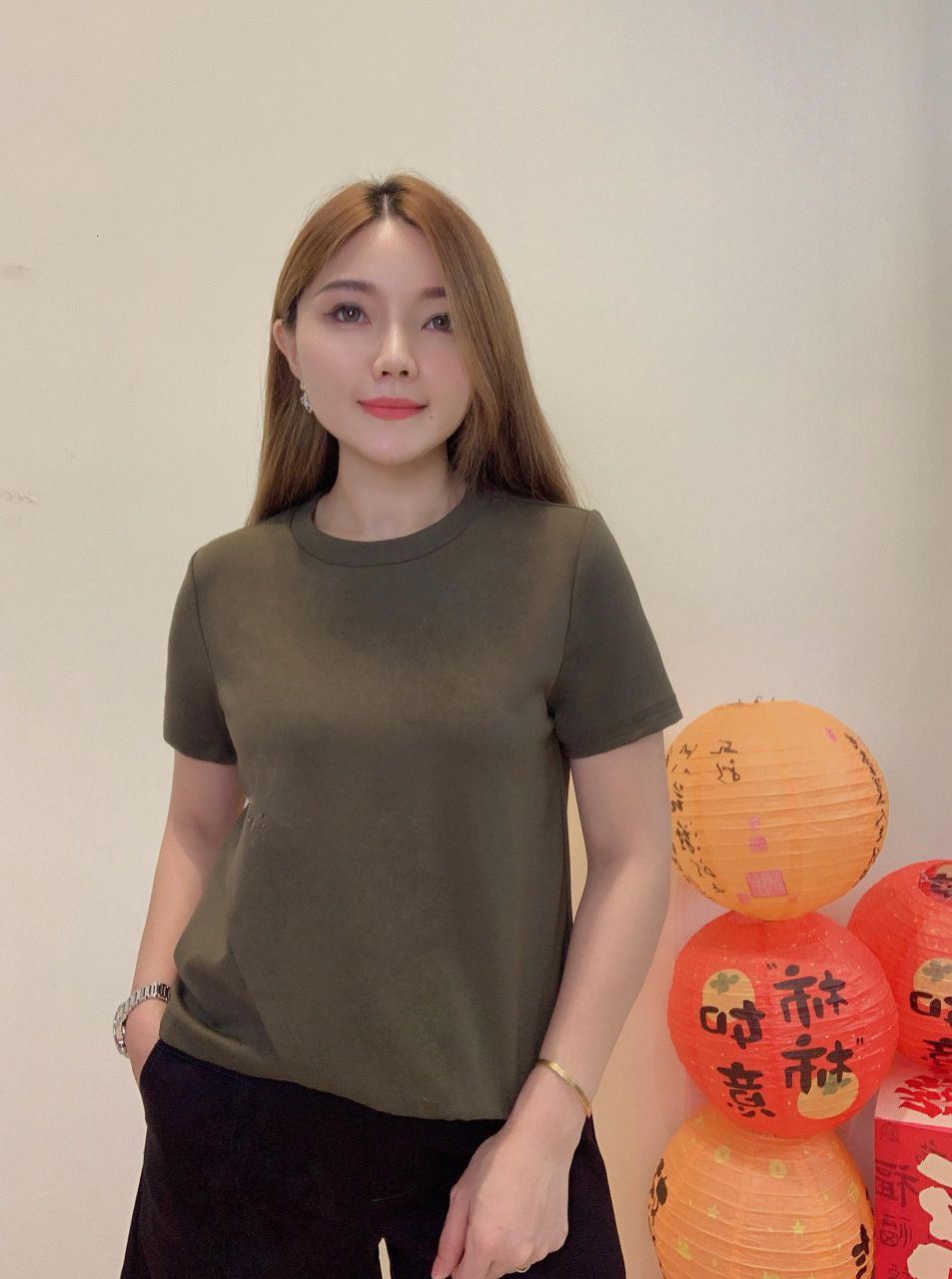 下摆不对称上衣 1673