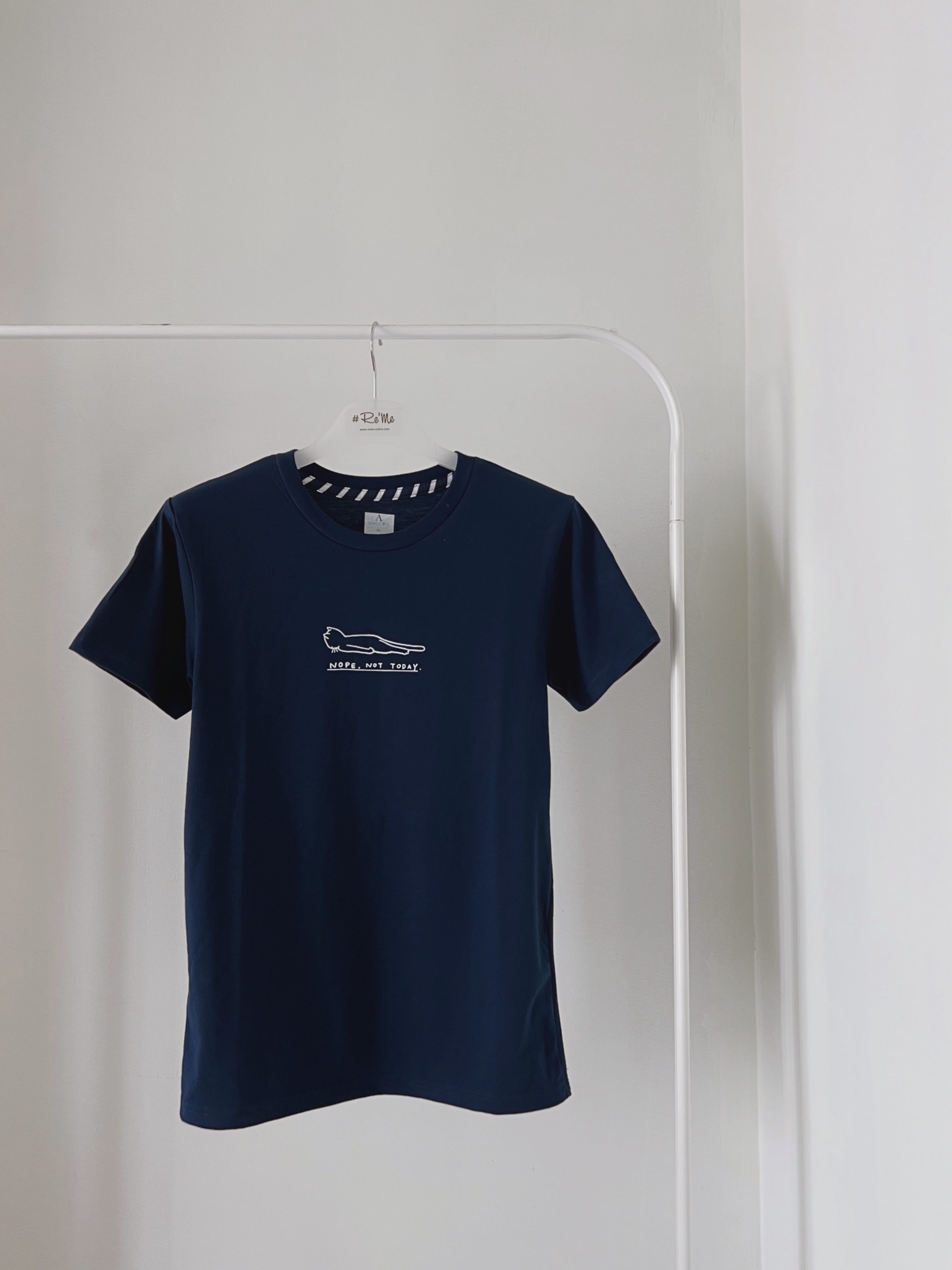 Minimalist 图案设计 Tee