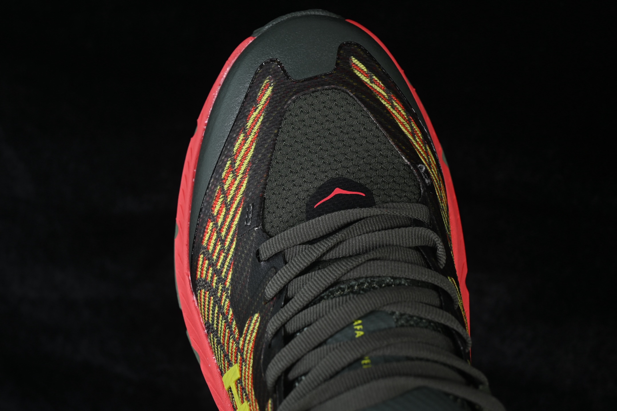 HOKA Mafate Speed 4