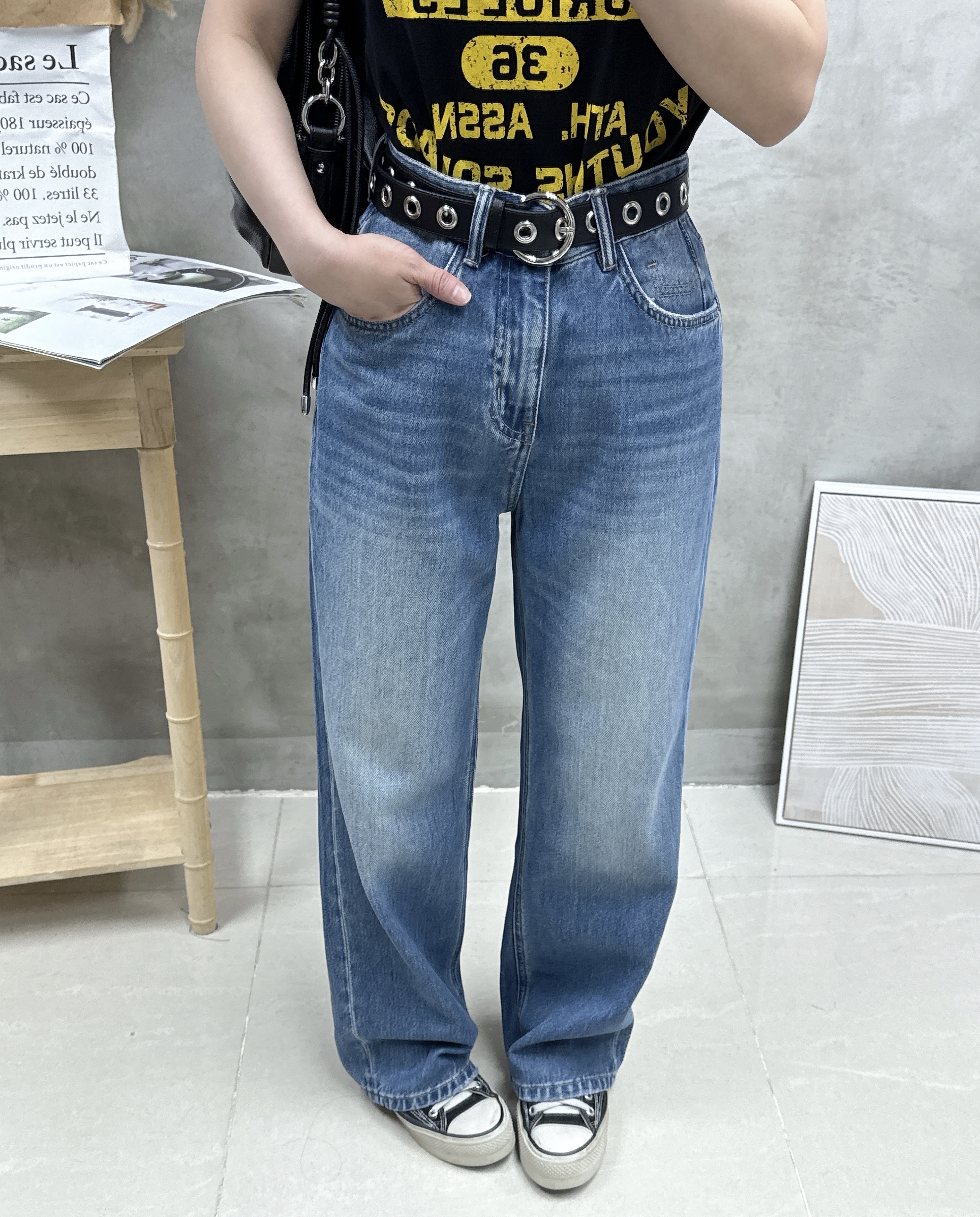 F01 拼色英文字Tee