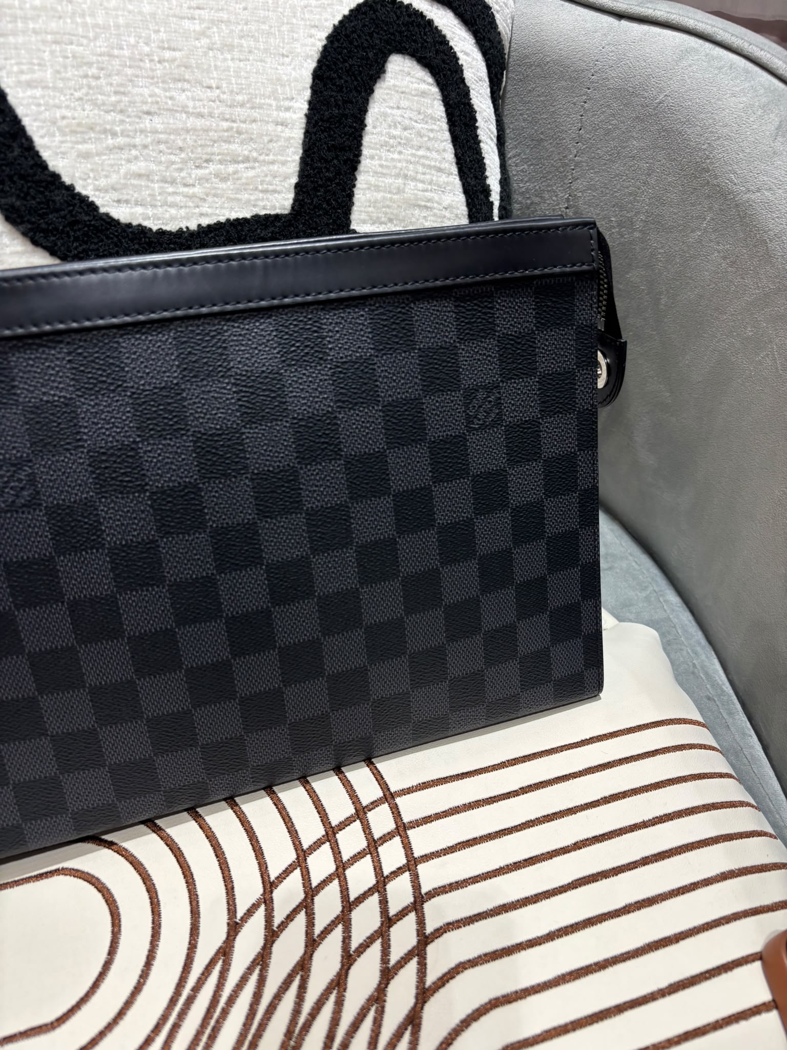 Louis Vuitton LV Pochette Voyage MM 100%Authentic,99%New✅Dust bag