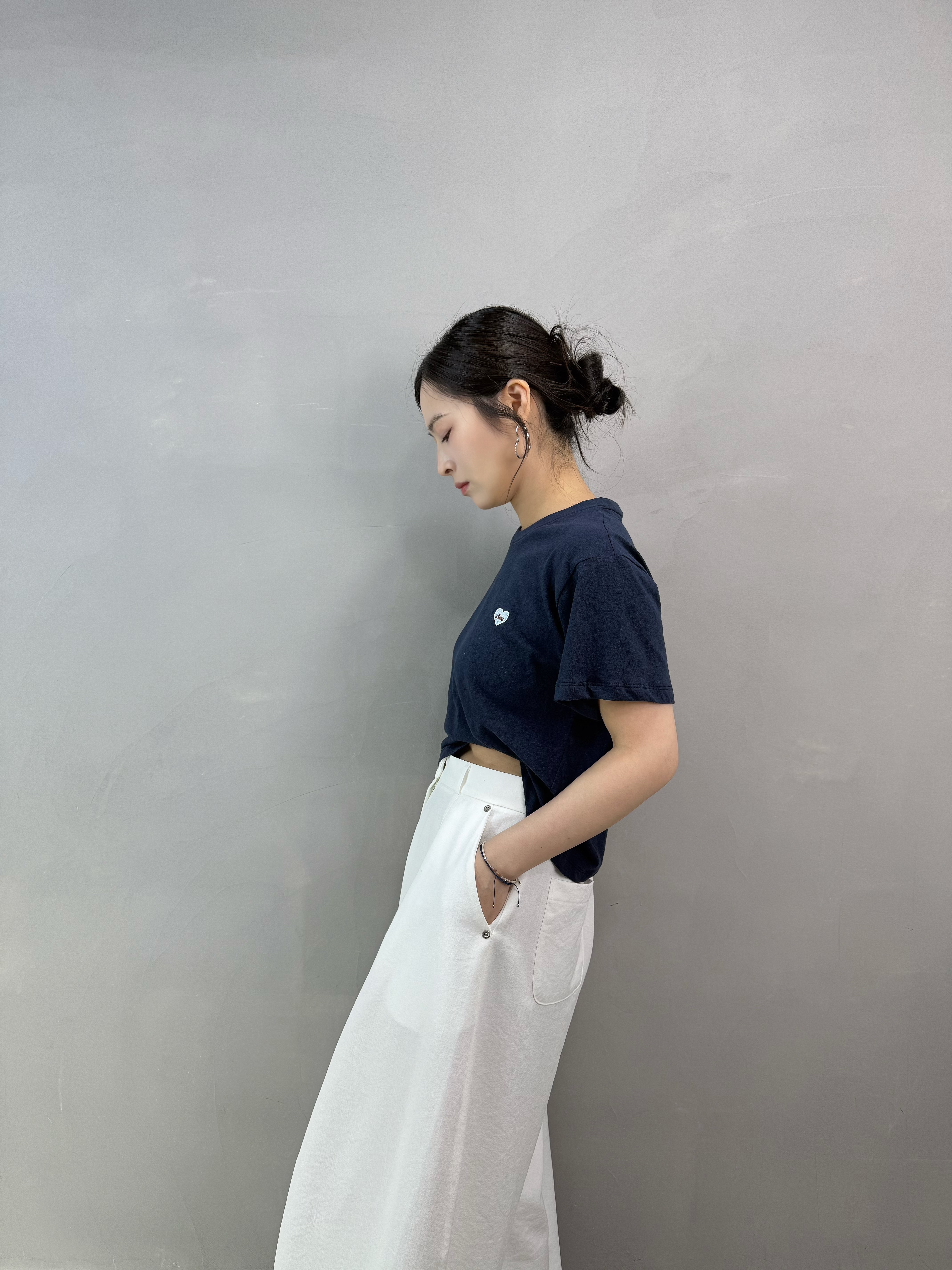 X66 刺繡心心短tee