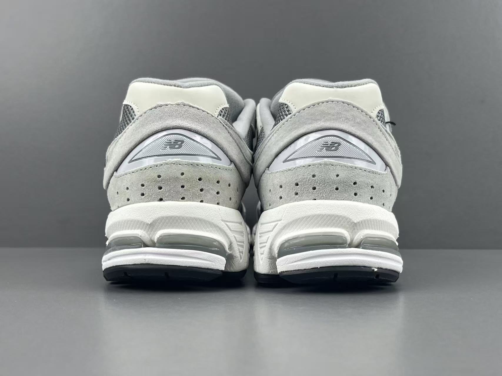 New Balance 2002R ML2002RST