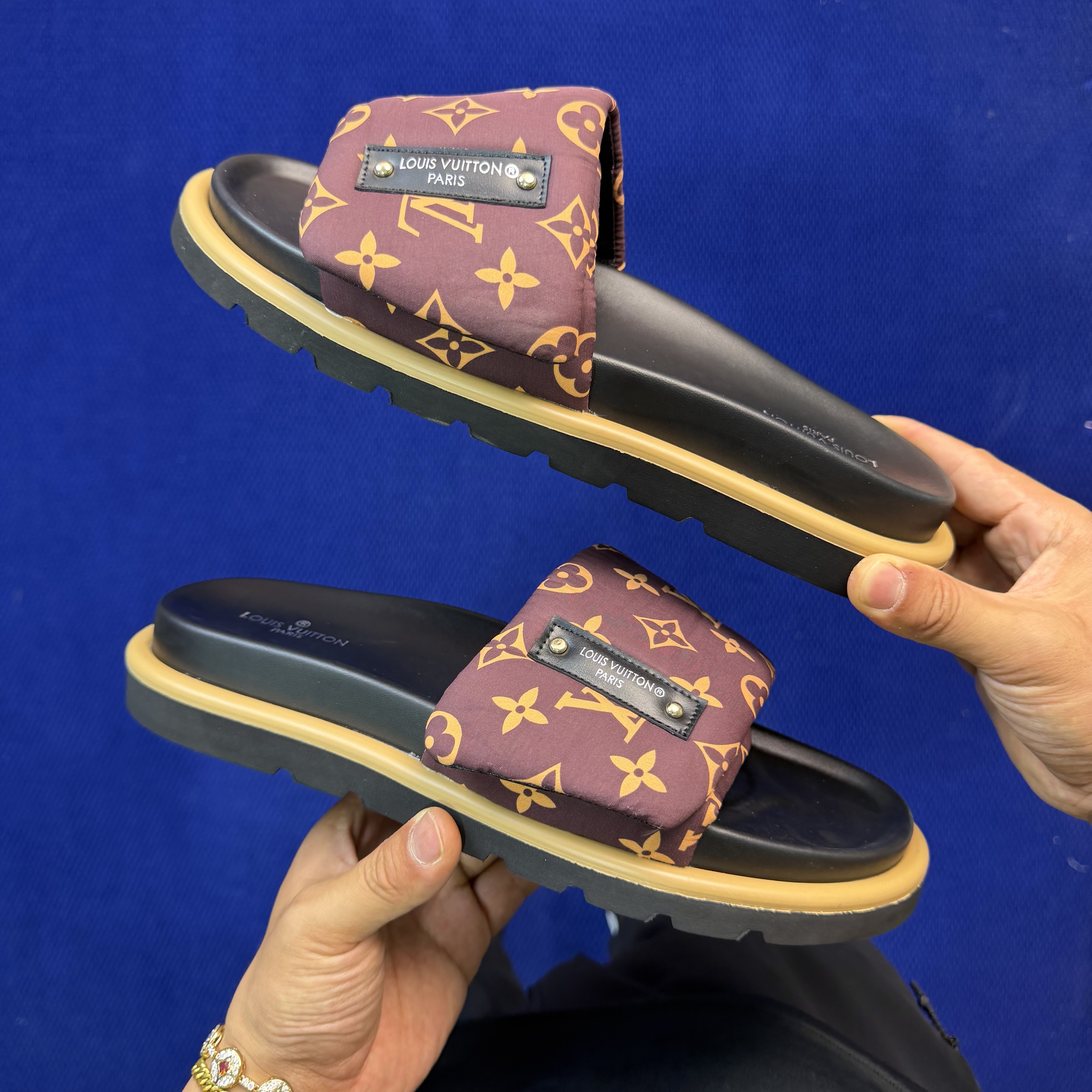 Louis Vuitton LV Pool Pillow Comfort Mule