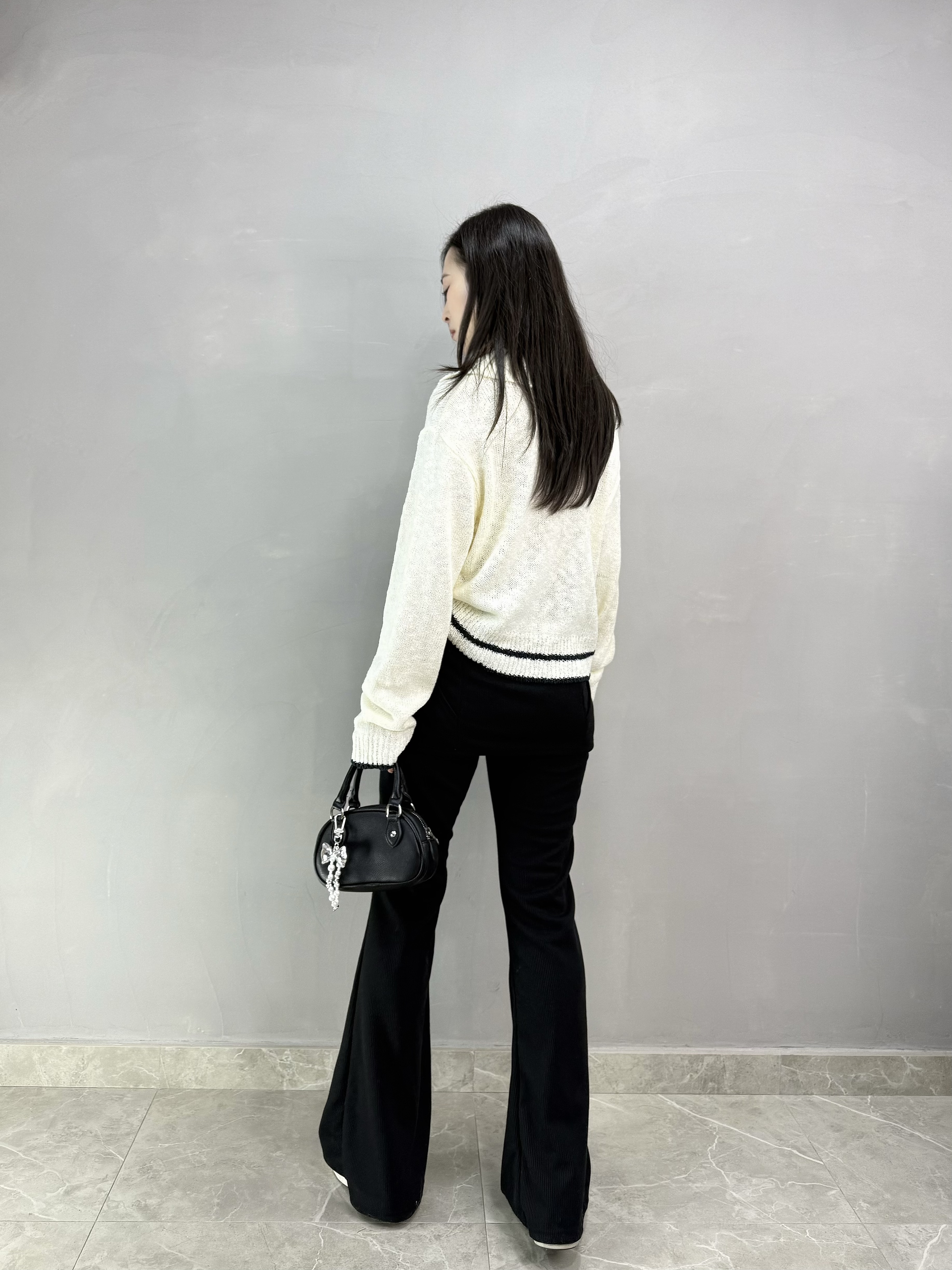 G79 撞色邊反領針織Top