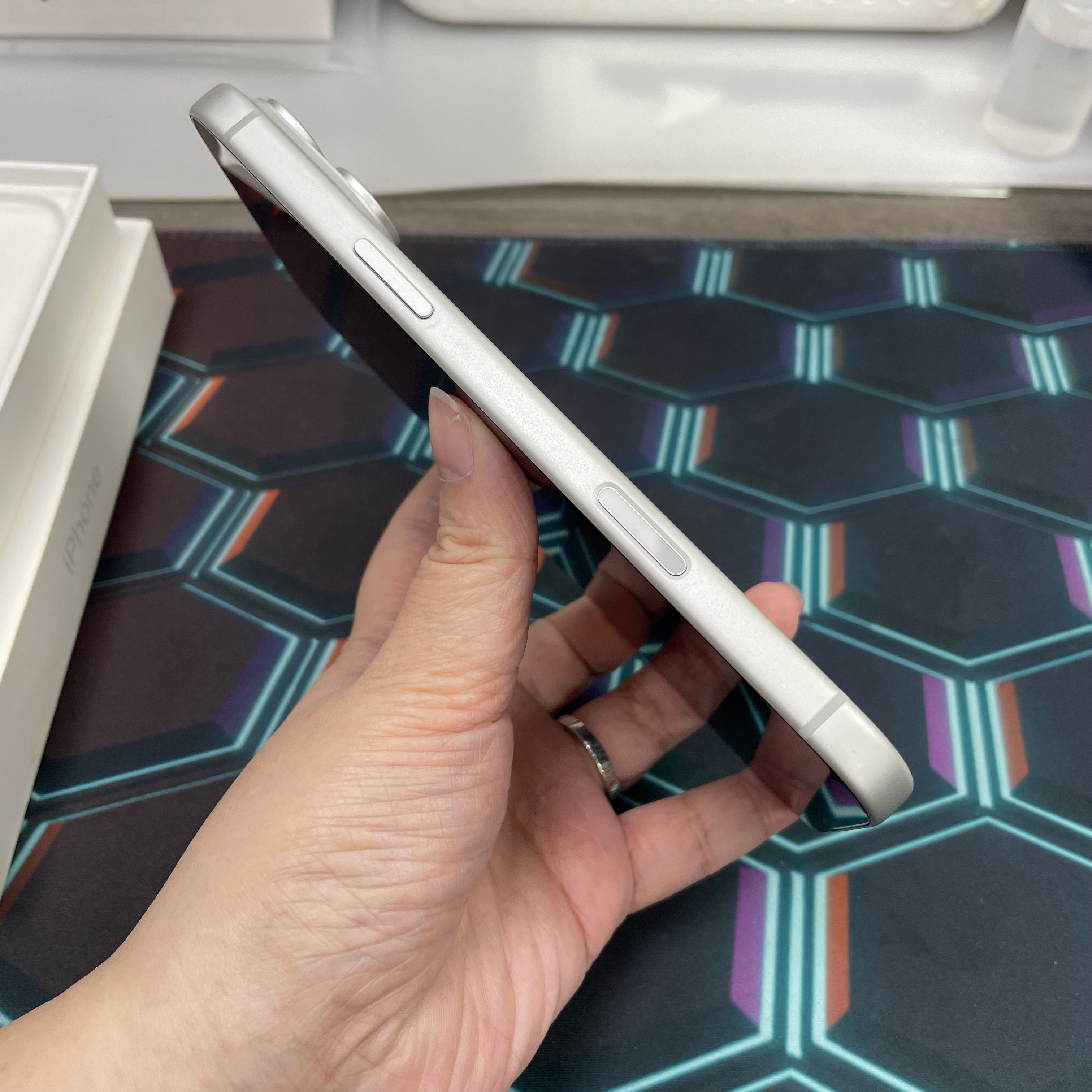 *7966 17 Pro max 完美機 256GB 電94 銀色 sliver