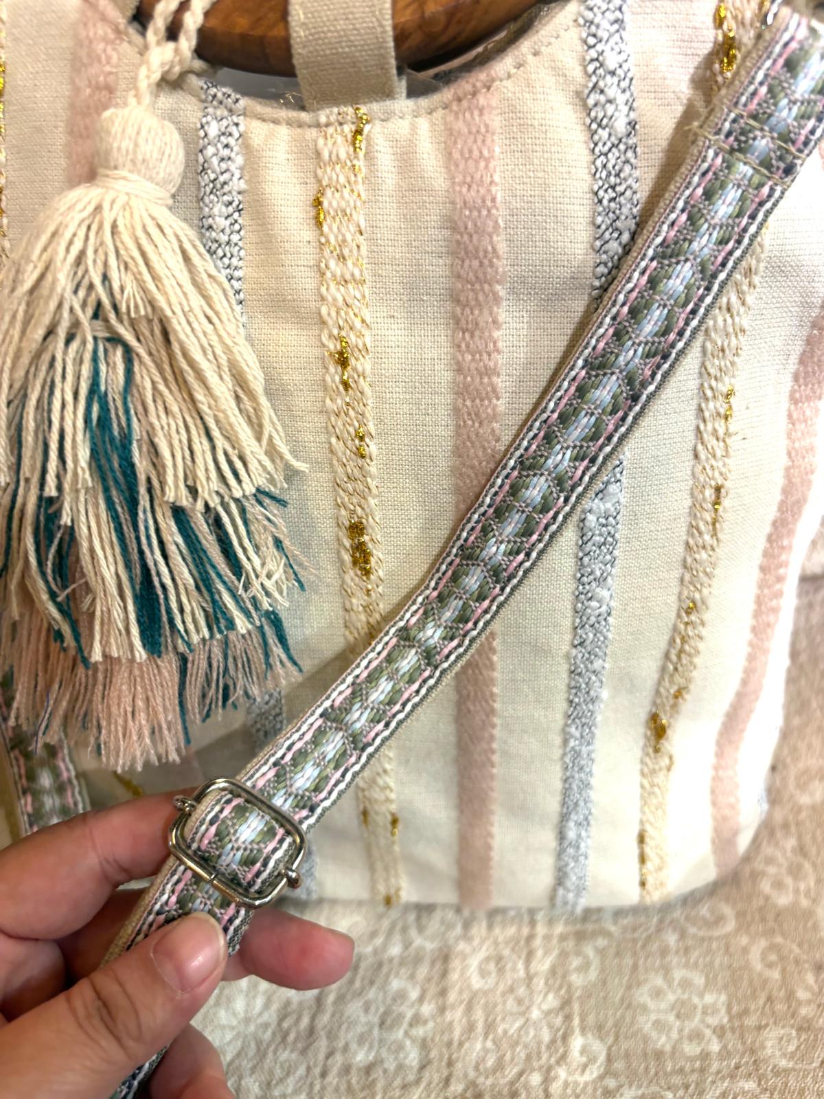 印度製造 - 粉色無印風刺繡袋