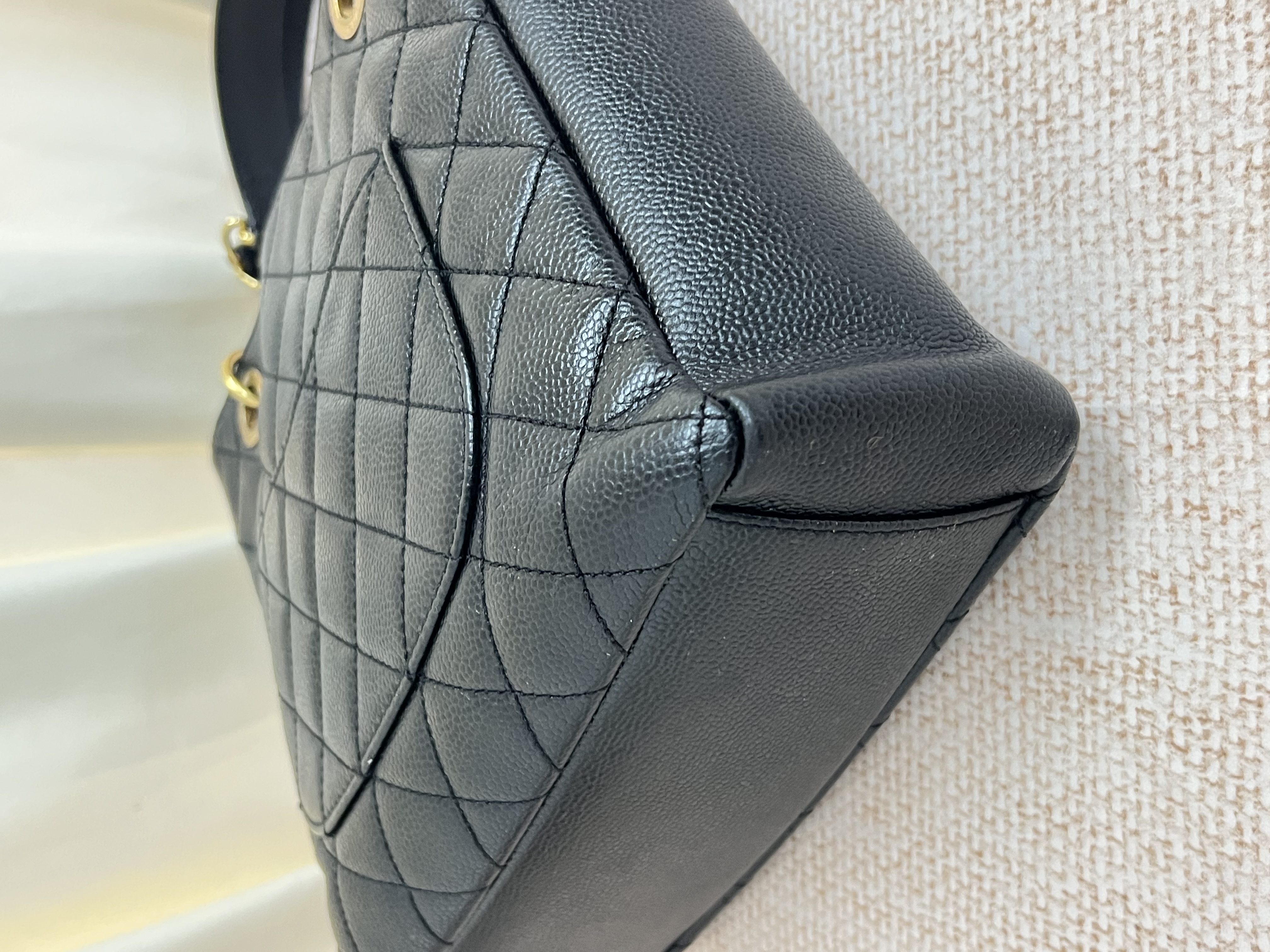 Pre-owned Chanel Petite Shopping Tote / Product Code: 26041711