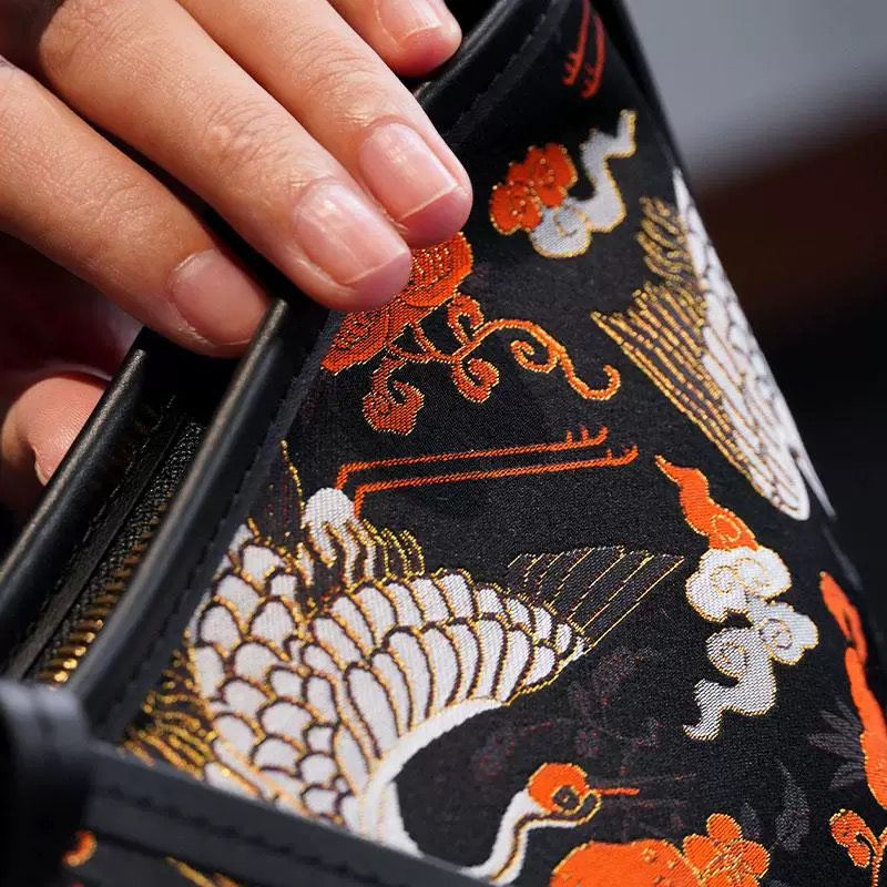 宋錦∞五彩福雲鶴中號手袋。上久楷