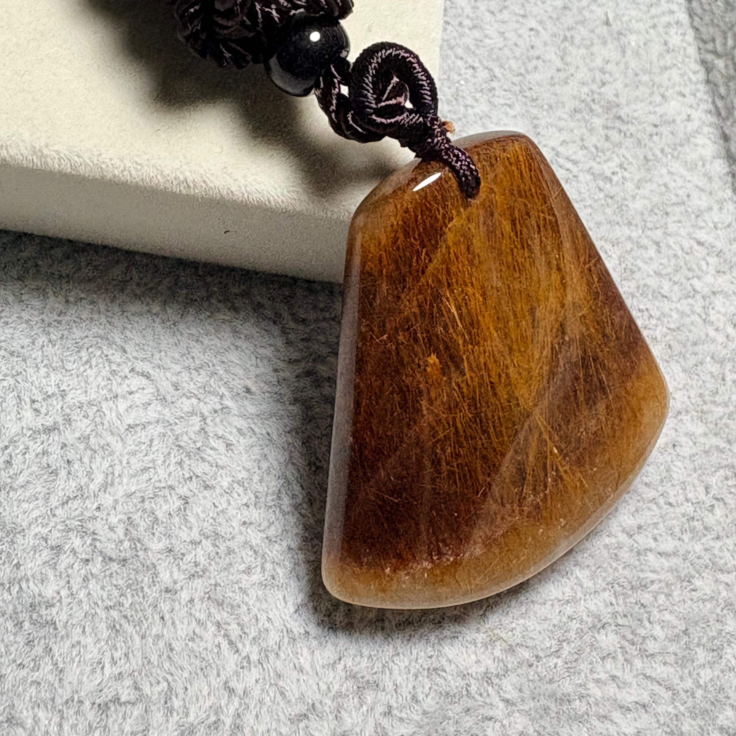 銅髮晶扇形吊墜 重約：17.3克（附送證書）No. 19-322