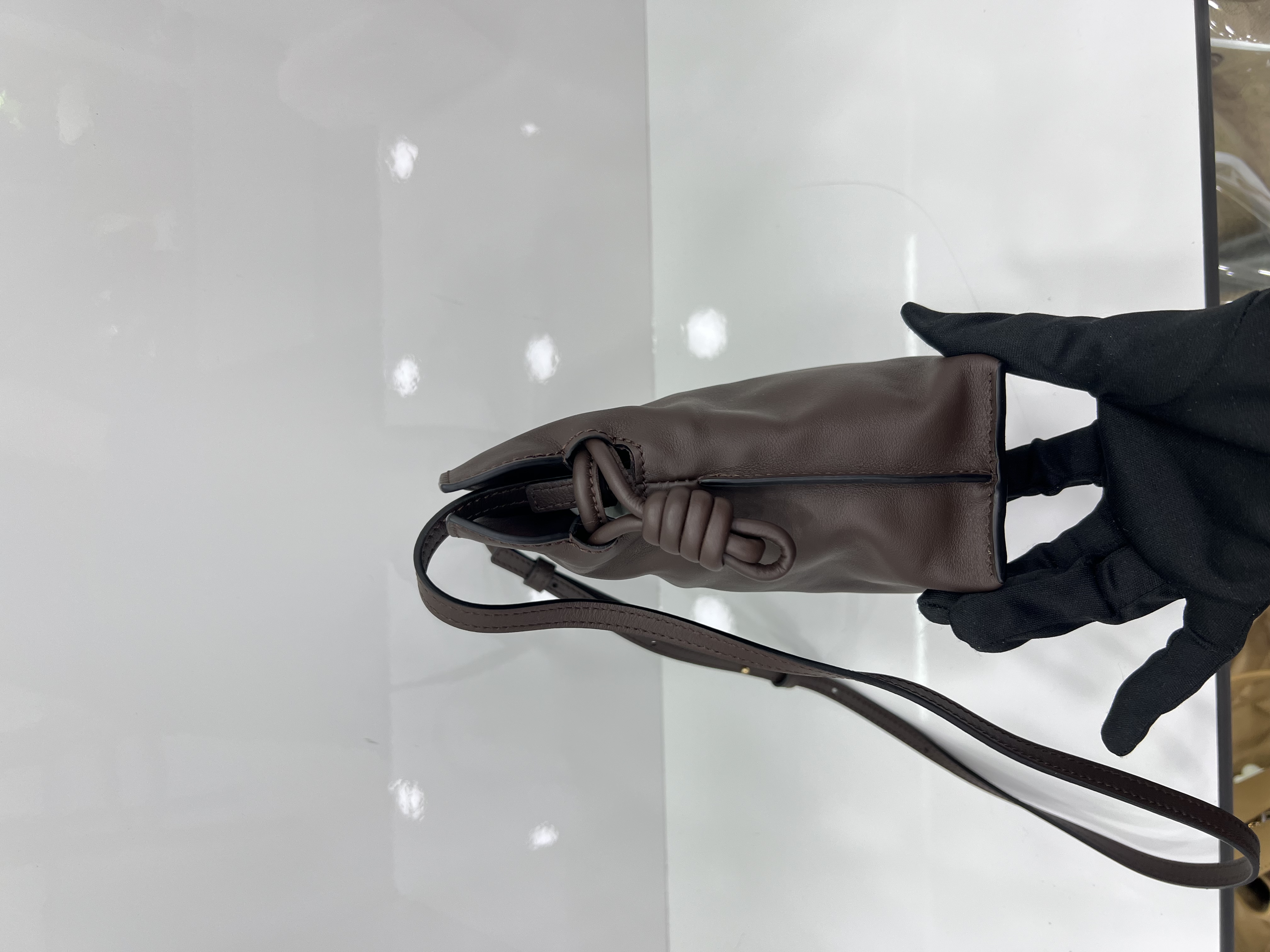 直播貨品 |  [1個-$100 2個-$300］ EE20