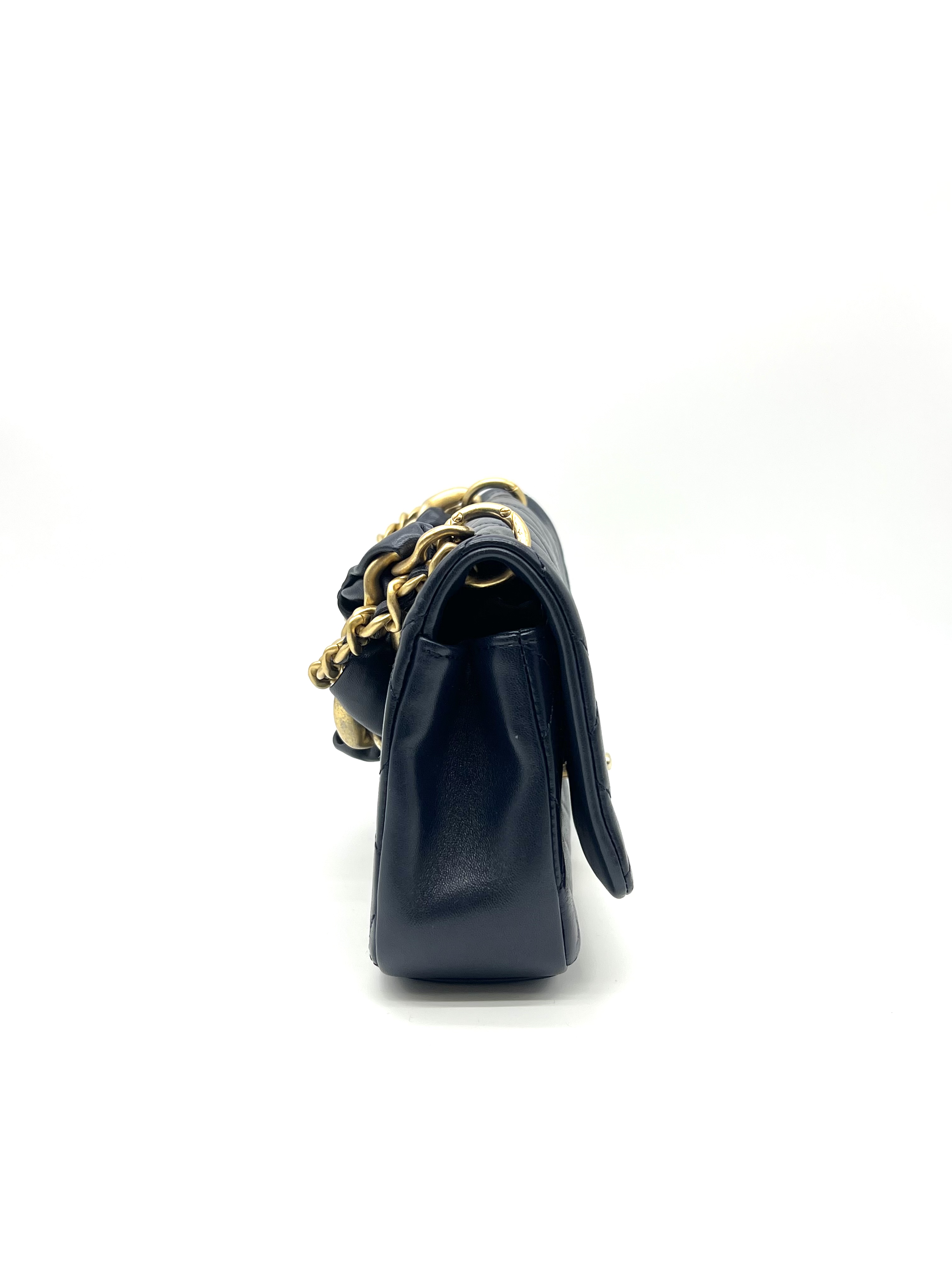 Pre-Owned CHANEL Lambskin Leather Timeless Top Handle Bag / Product Code: 26042212