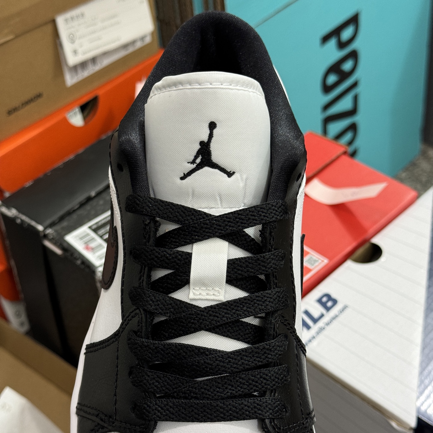 Nike Air Jordan 1 Low "Panda" DC0774-101