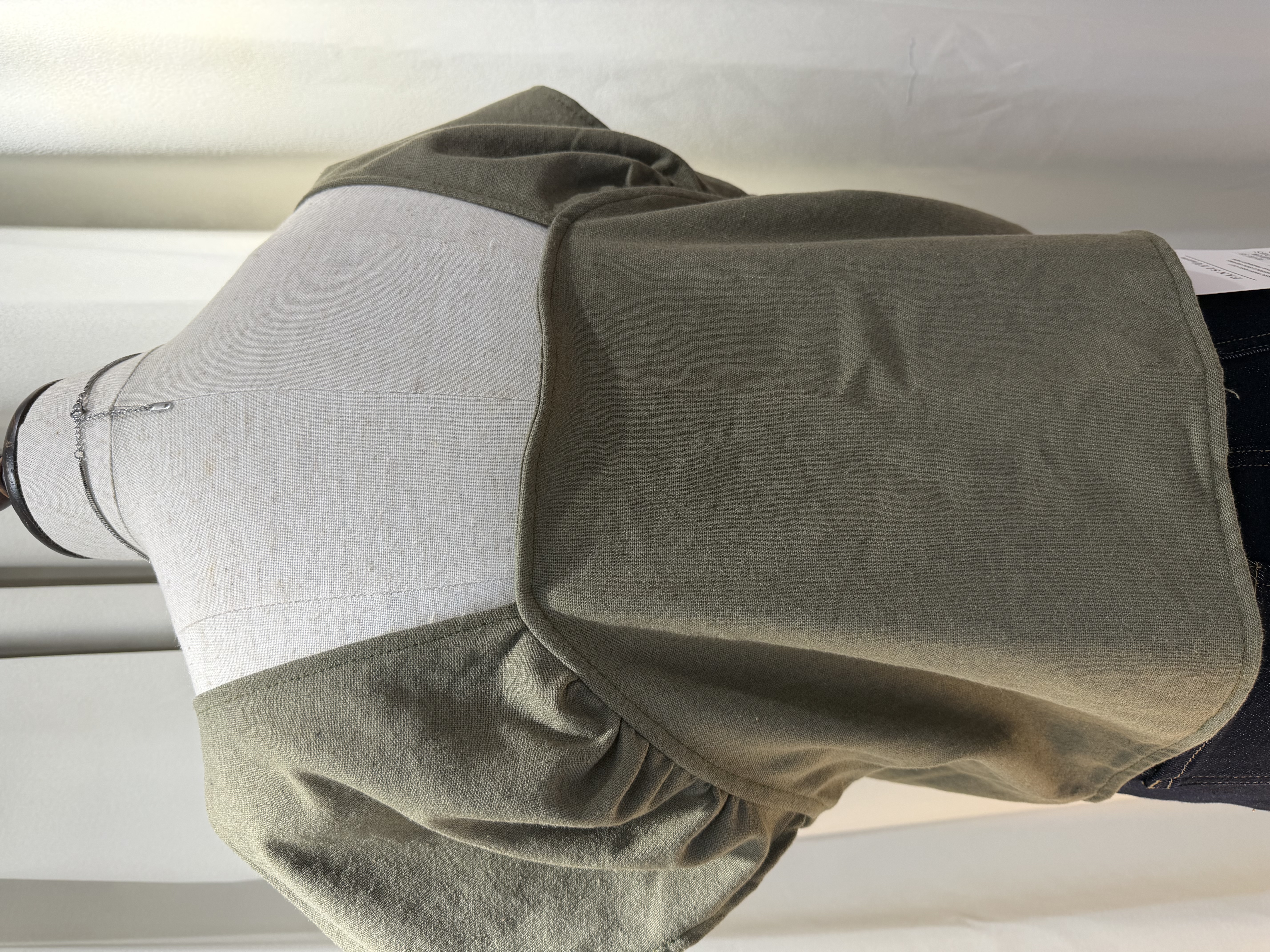 ⭐️new⭐️方領鈕扣上衣