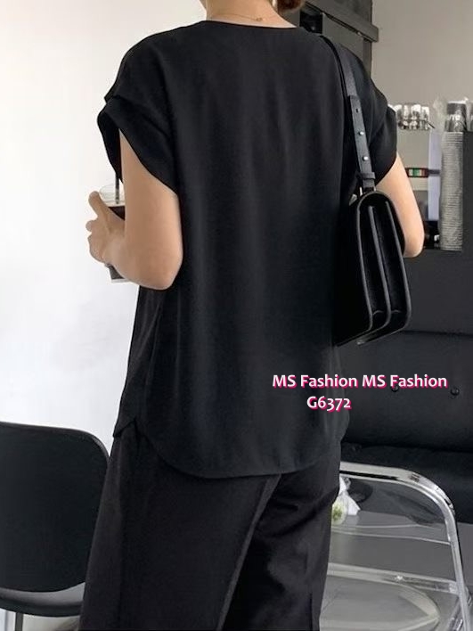 G6372 韓國🇰🇷高質靚料拼色領top