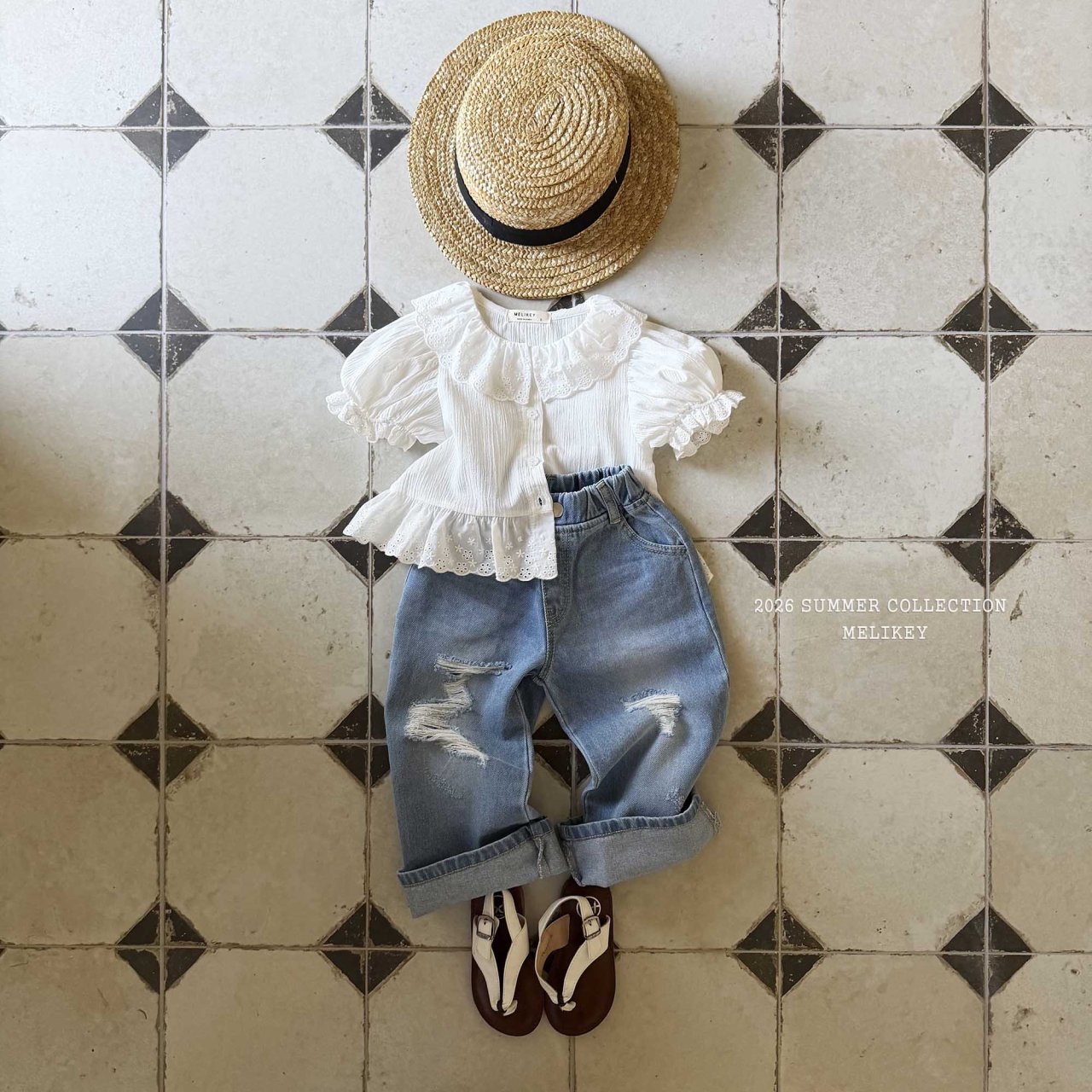 Folding Distressed Denim Pants