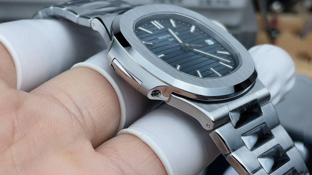 鹦鹉螺5711最稳版本丹东324一体机。40尺寸厚8.3mm！钢王代表😍💯🤍