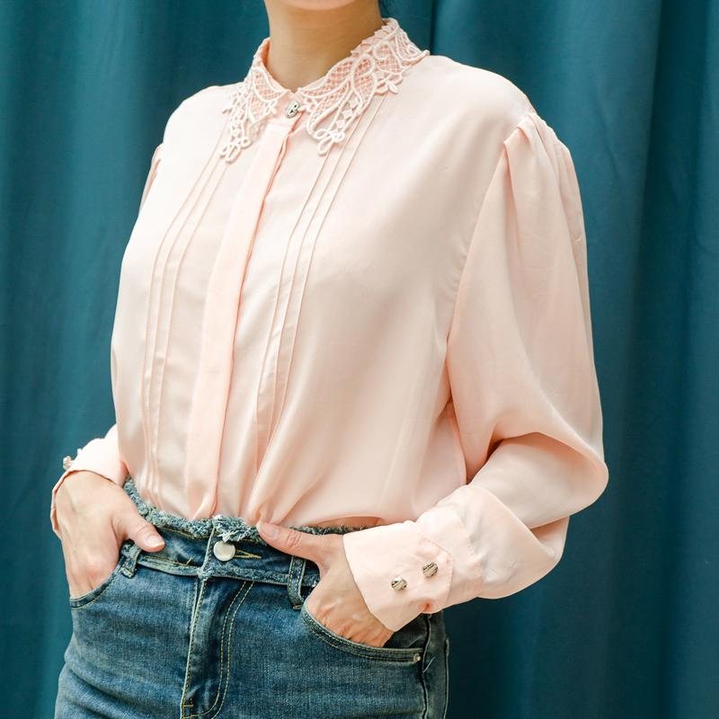 Vintage 1980s Made in France Elegant Crochet Collar Blouse/Shirt (MT1604-1)
