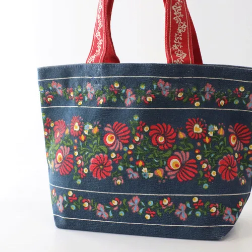 日本品牌🗾印度🇮🇳製造東歐傳統刺繡設計手拎帆布包現貨😍