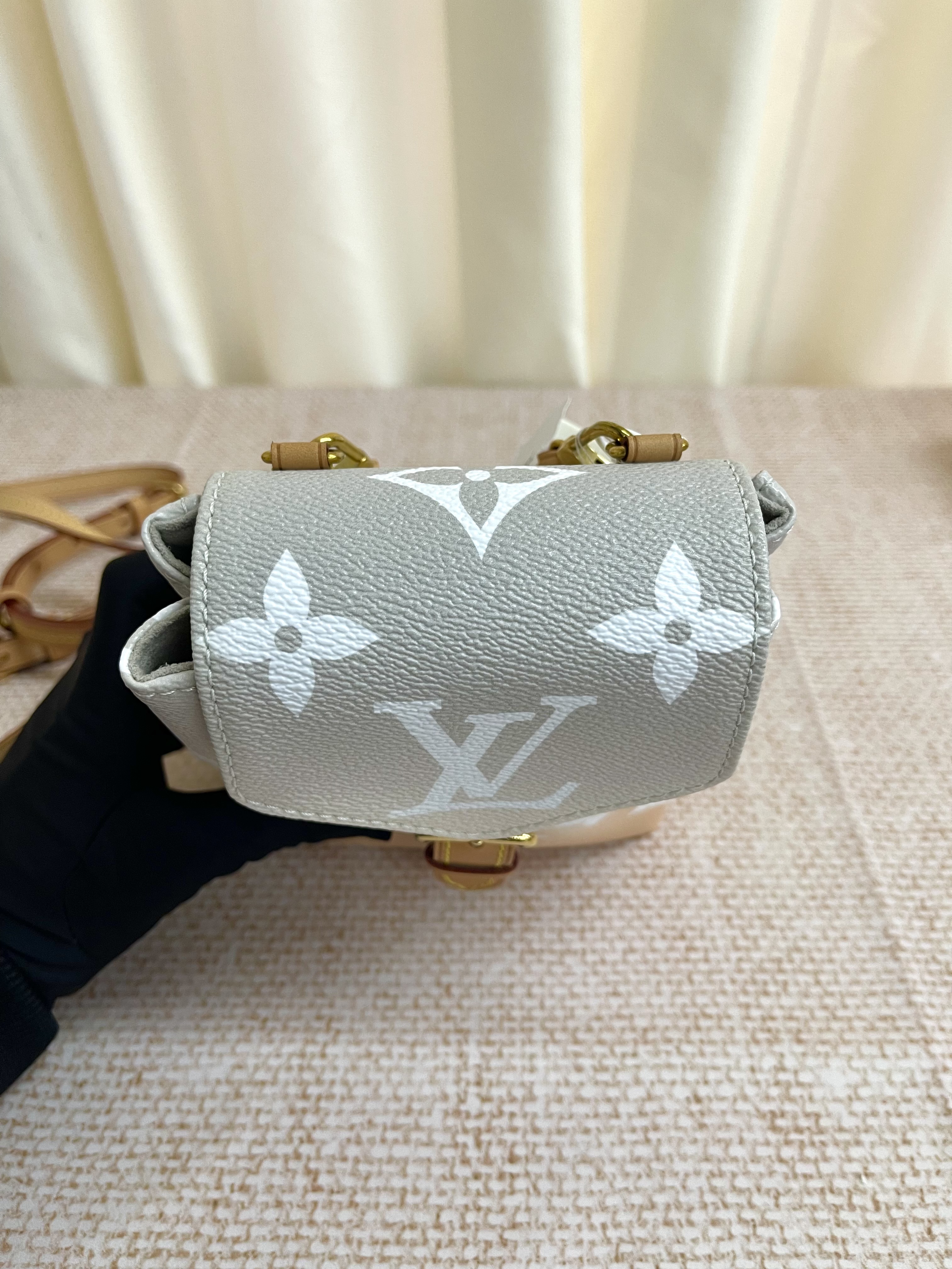 Pre-Owned Louis Vuitton Tiny Backpack / Product Code: 26021201