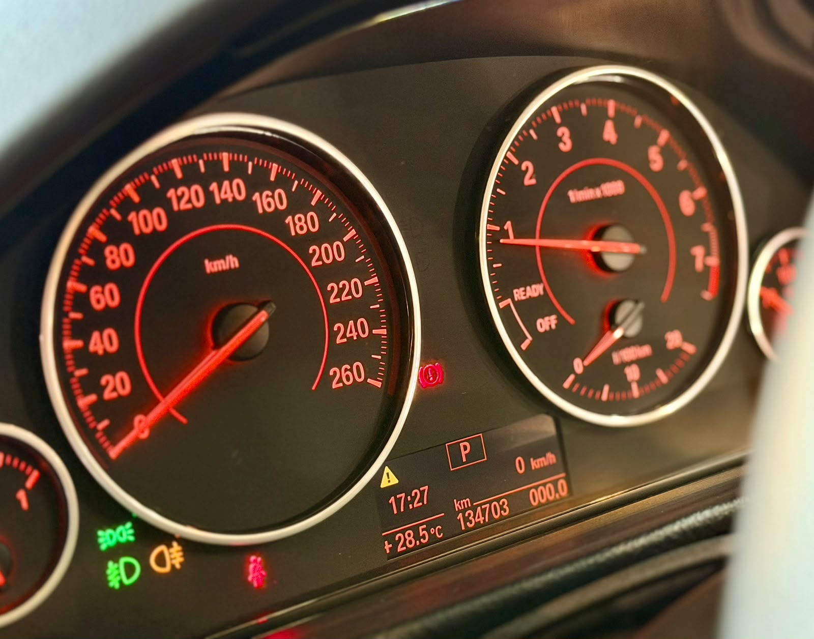 B.M.W. 328i Saloon Sport (F30) 2012