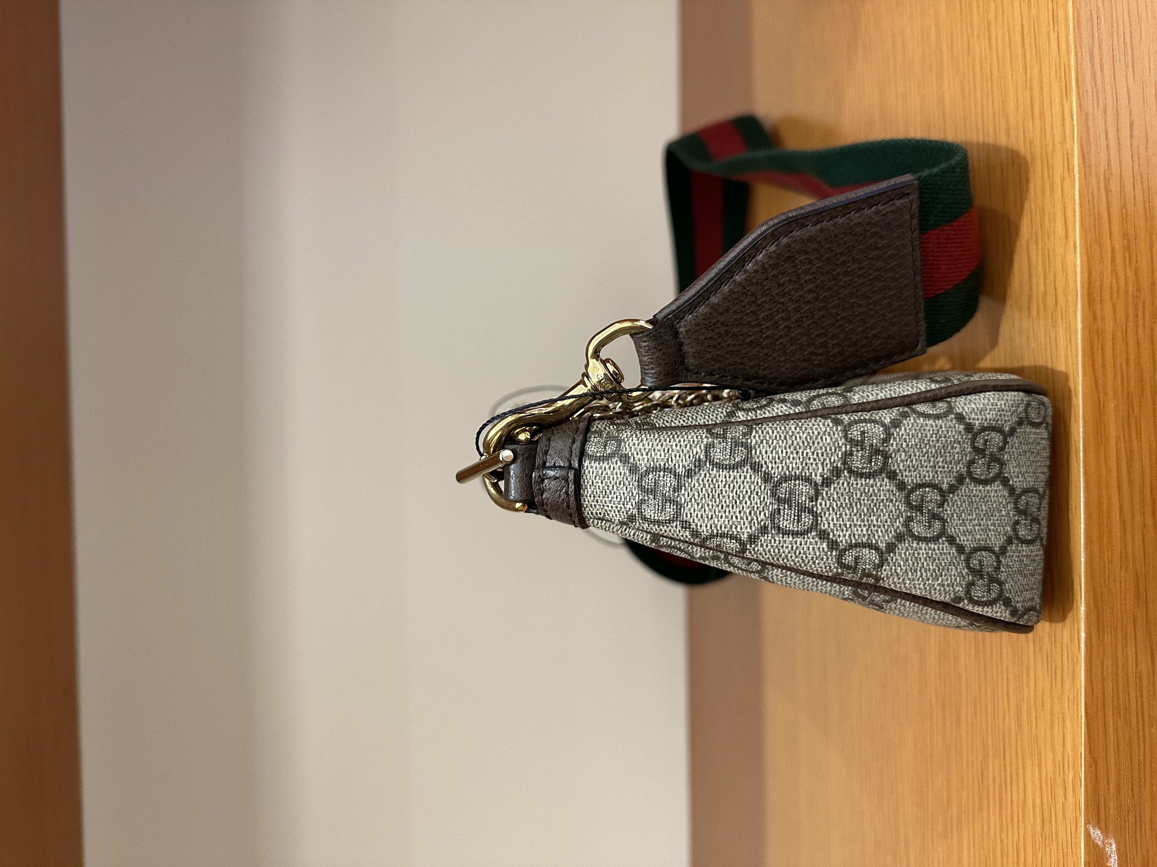 直播貨品 |  [1個-$100 2個-$300］HH32