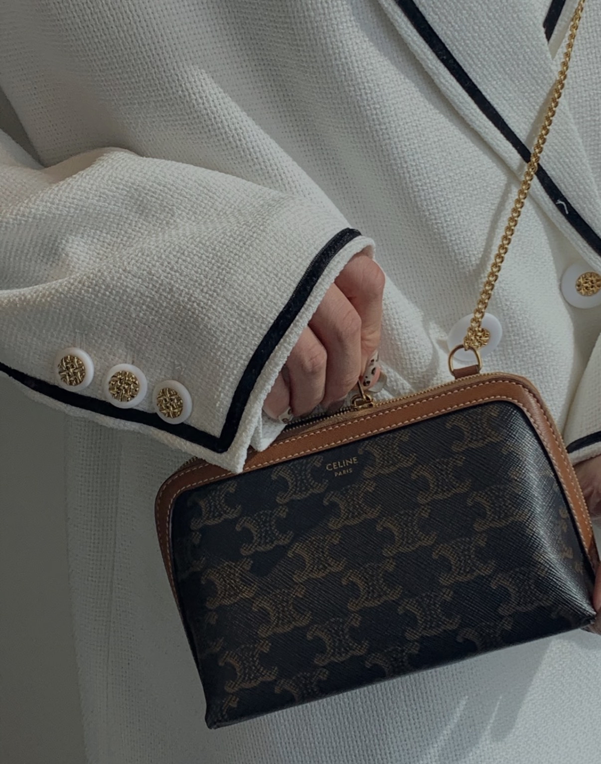 精選貨品優惠💖Celine 經典款貝殼包Clutch with Chain  Size 16.5x11x8cm