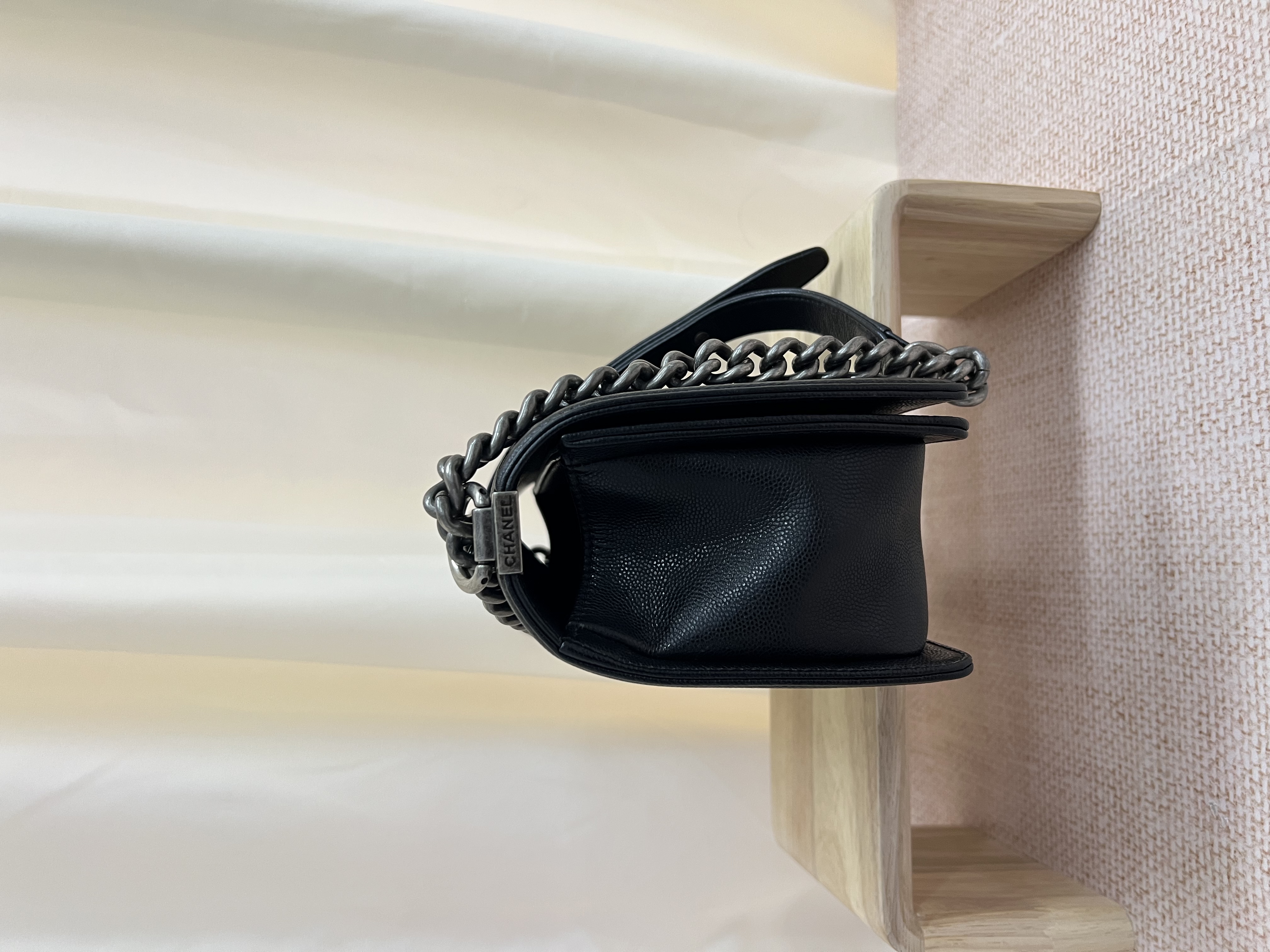 Pre-owned Chanel V-Stitch Boy Bag/ Product Code: 26022606