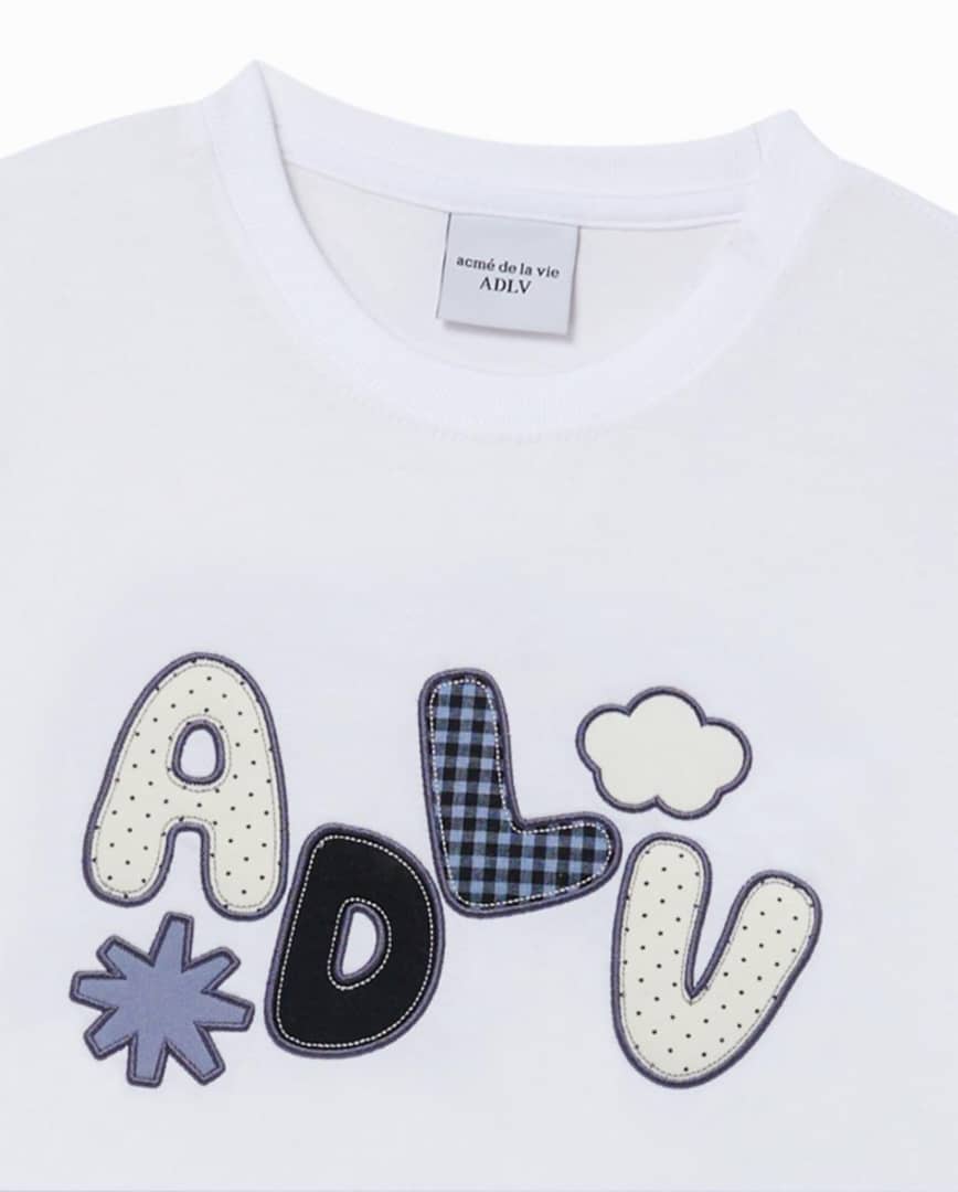 AD74 ADLV: Woman ADLV Applique Logo Short Sleeve T-Shirt- WHITE (2026)