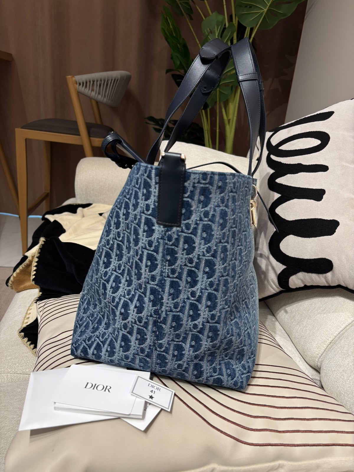 Dior Toujours 手袋 denim 牛仔布2way bag  100%Authentic, 98%new ✅certificate ✅dust bag