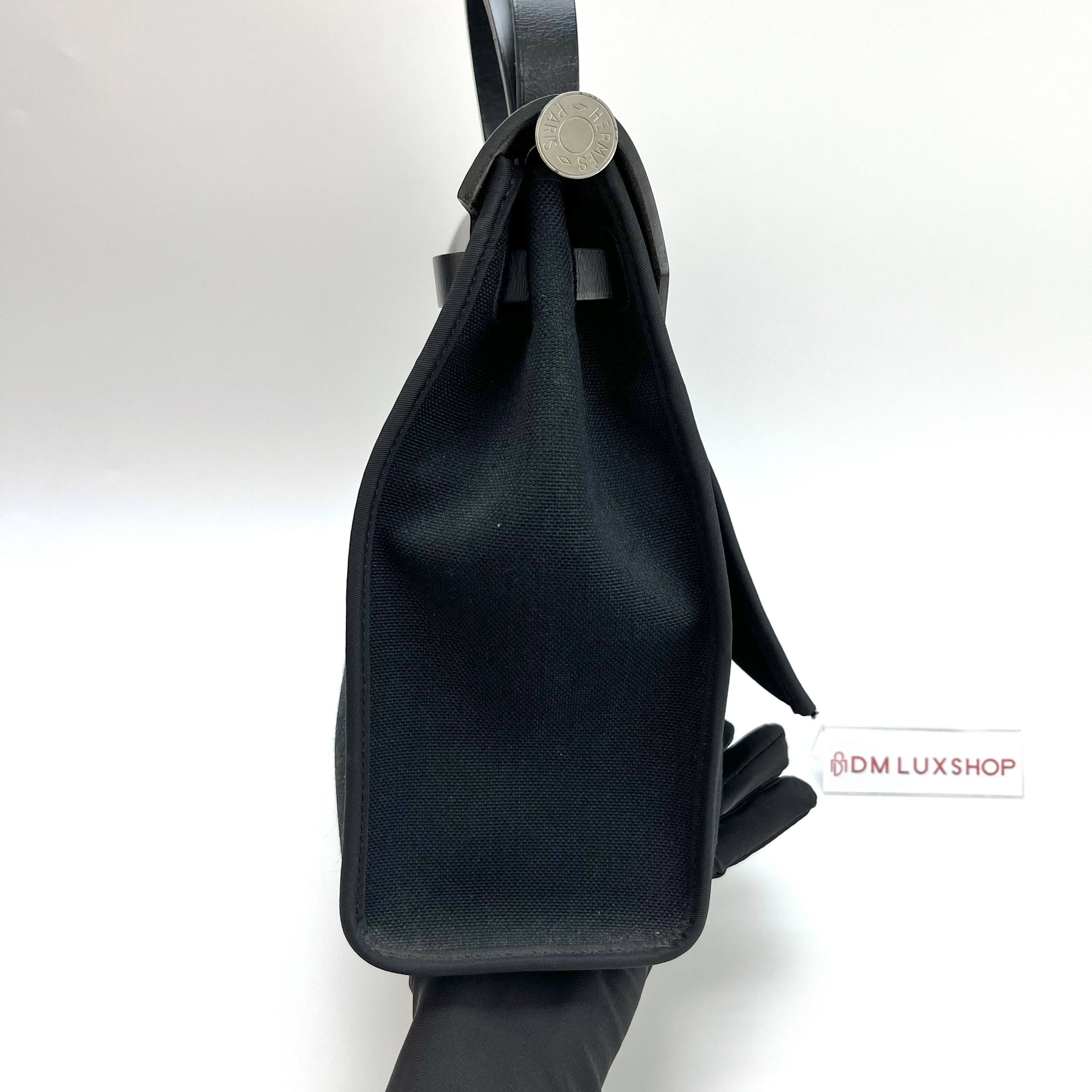 Hermes Herbag Zip 31 Noir PHW (Stamp C, Y: 2018)