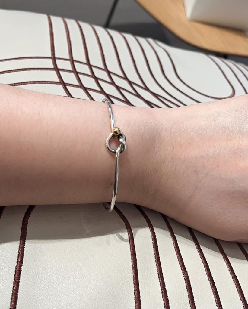 TIFFANY & Co. Bracelet Love Knot Hook & Eye Bangle Silver 925 18K Yellow Gold,100%Authentic,98%new ✅Dust bag✅Box