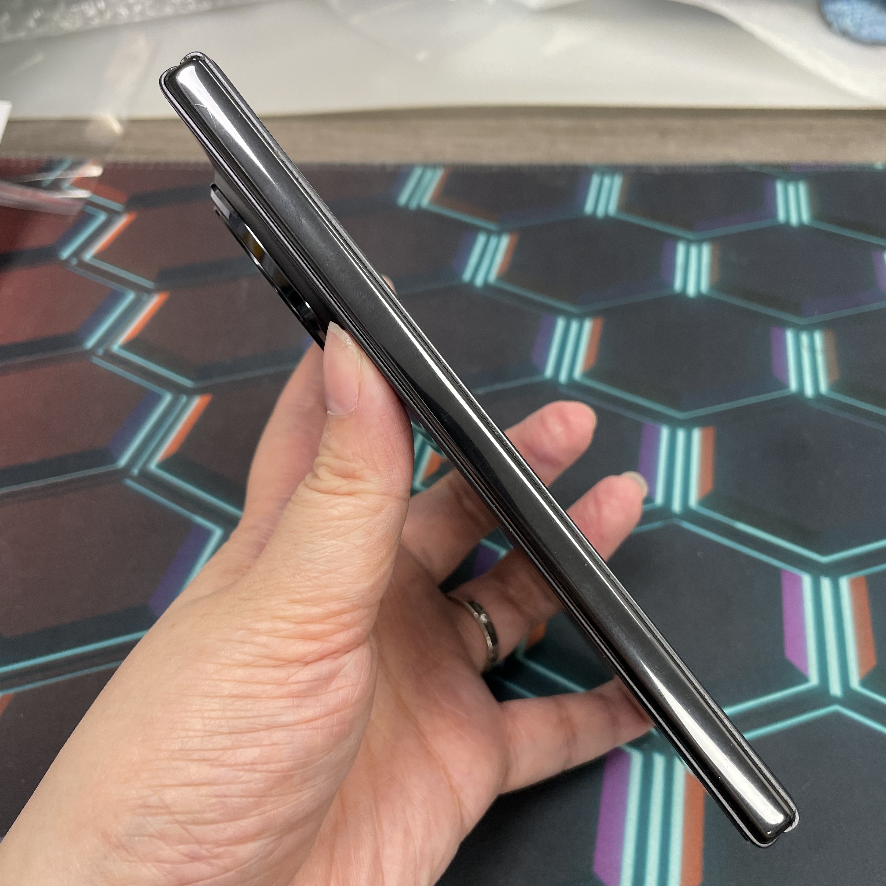 *8211 Honor Magic V3 勁靚機 12+512GB 黑色 black