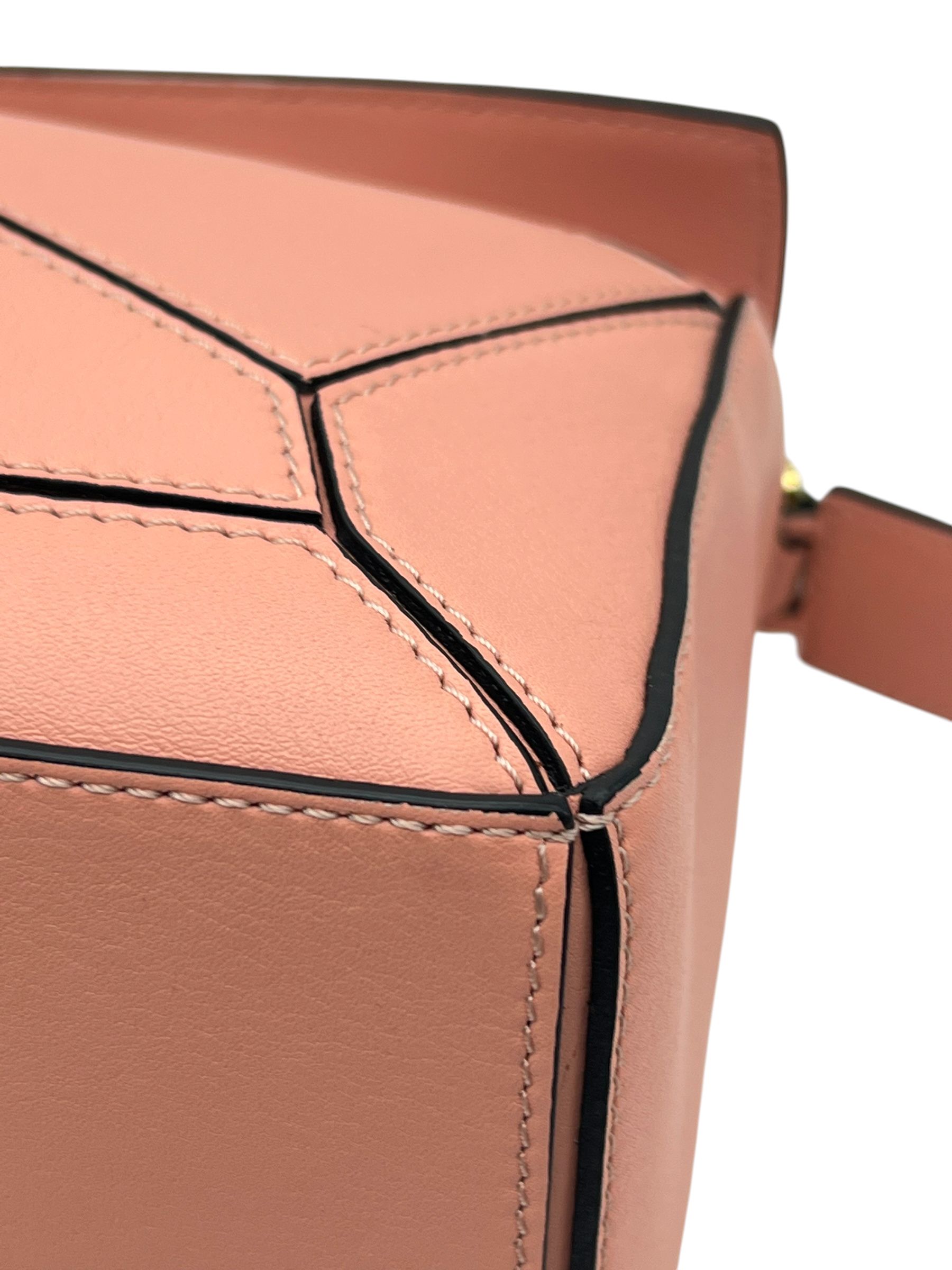 Pre-Owned LOEWE Small Puzzle Pink / Product Code: 26051005