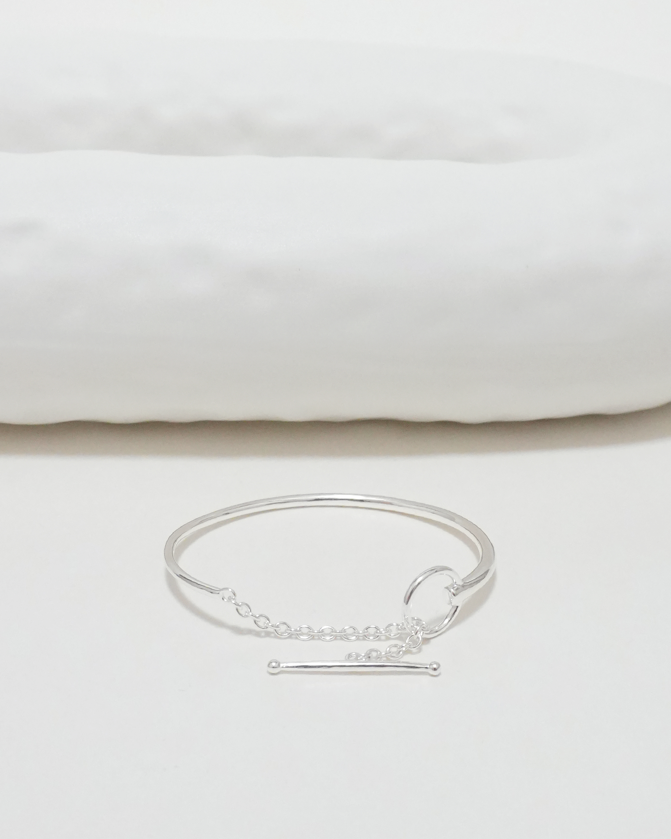 Refined Toggle Cuff Bracelet 