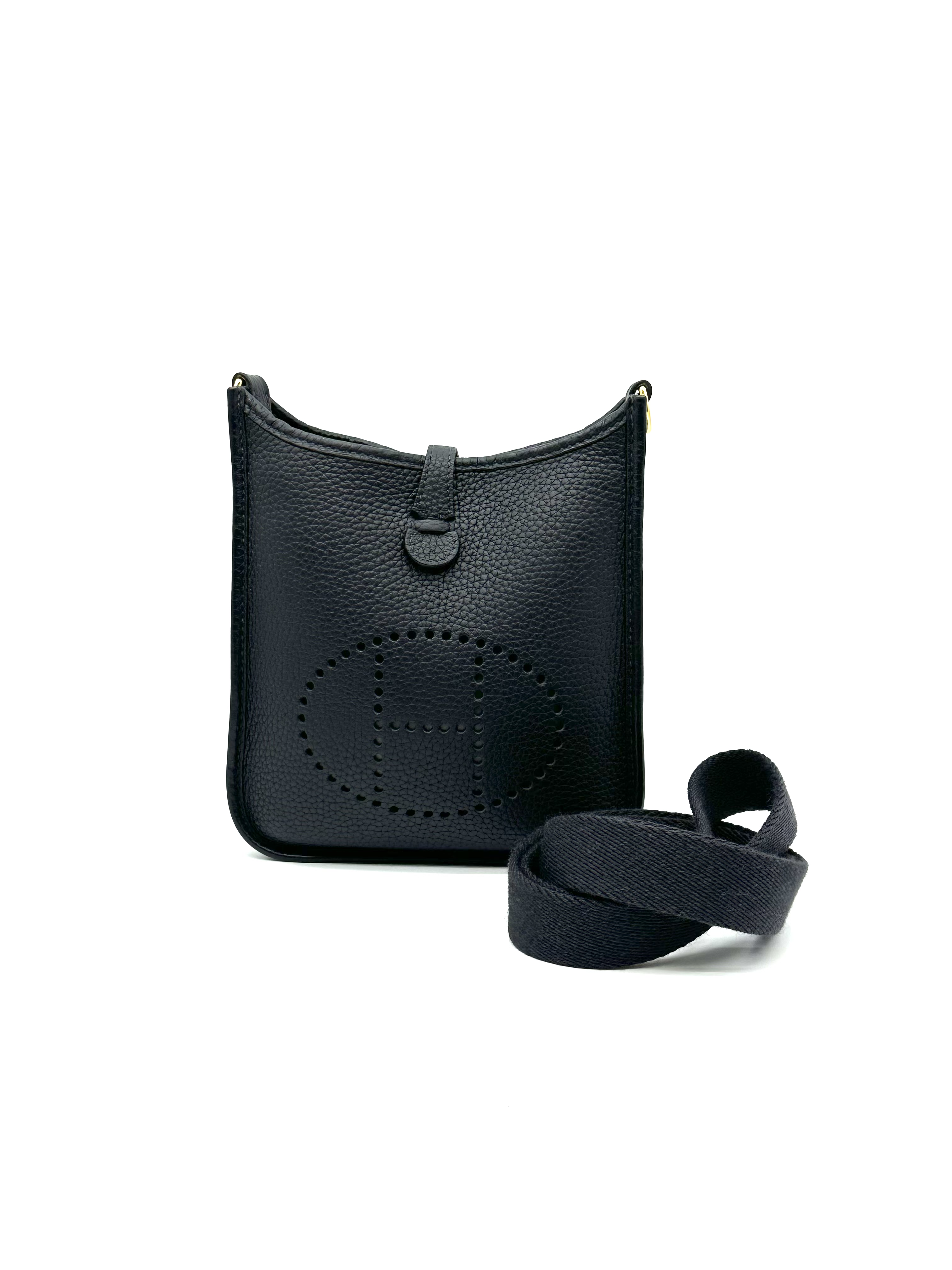 Pre-Owned HERMÉS Mini E Stamp B / Product Code: 26042102