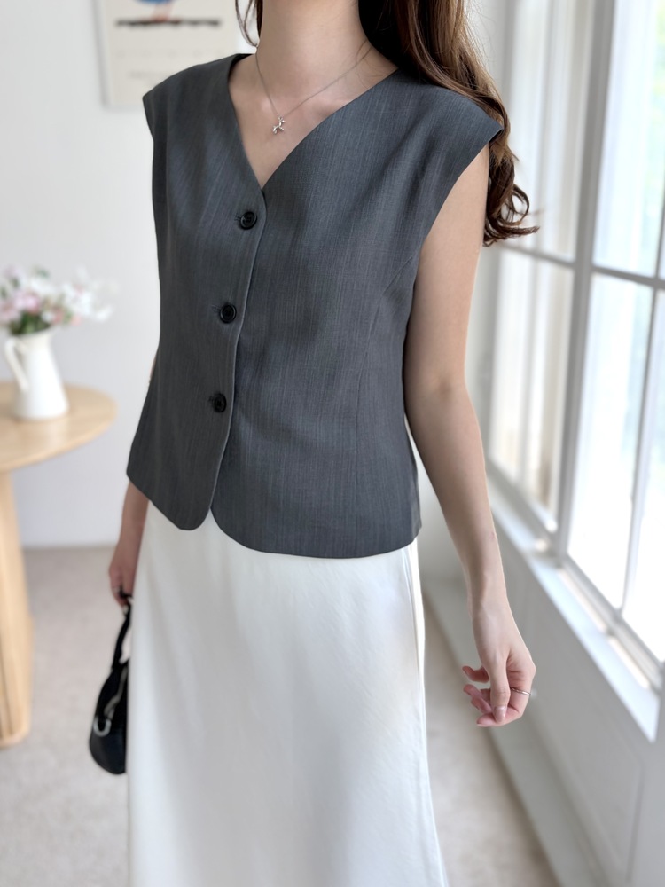 Signature Linen Blend Vest (Charcoal)