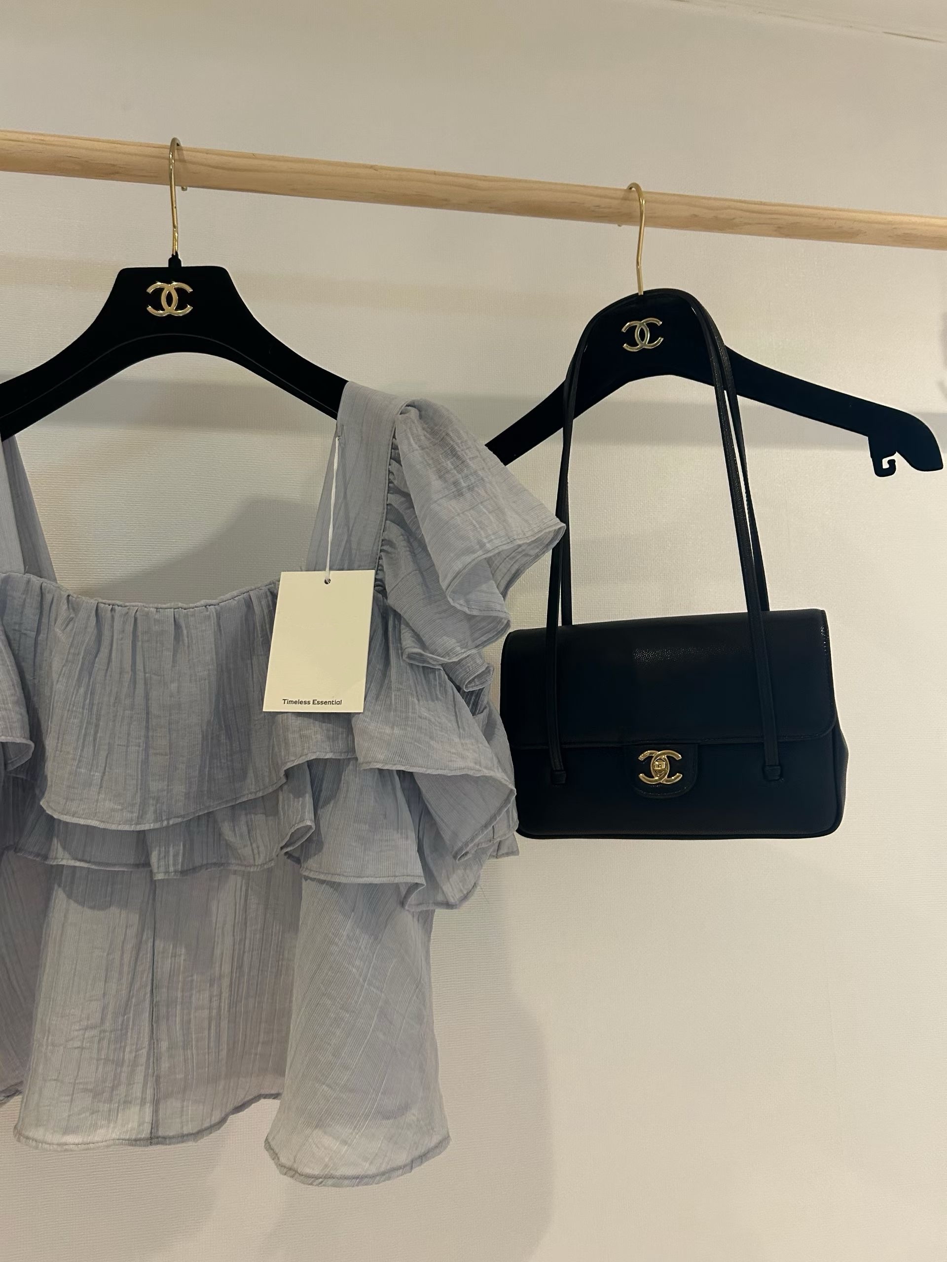 仙氣霧藍- 方領層次荷葉邊上衣