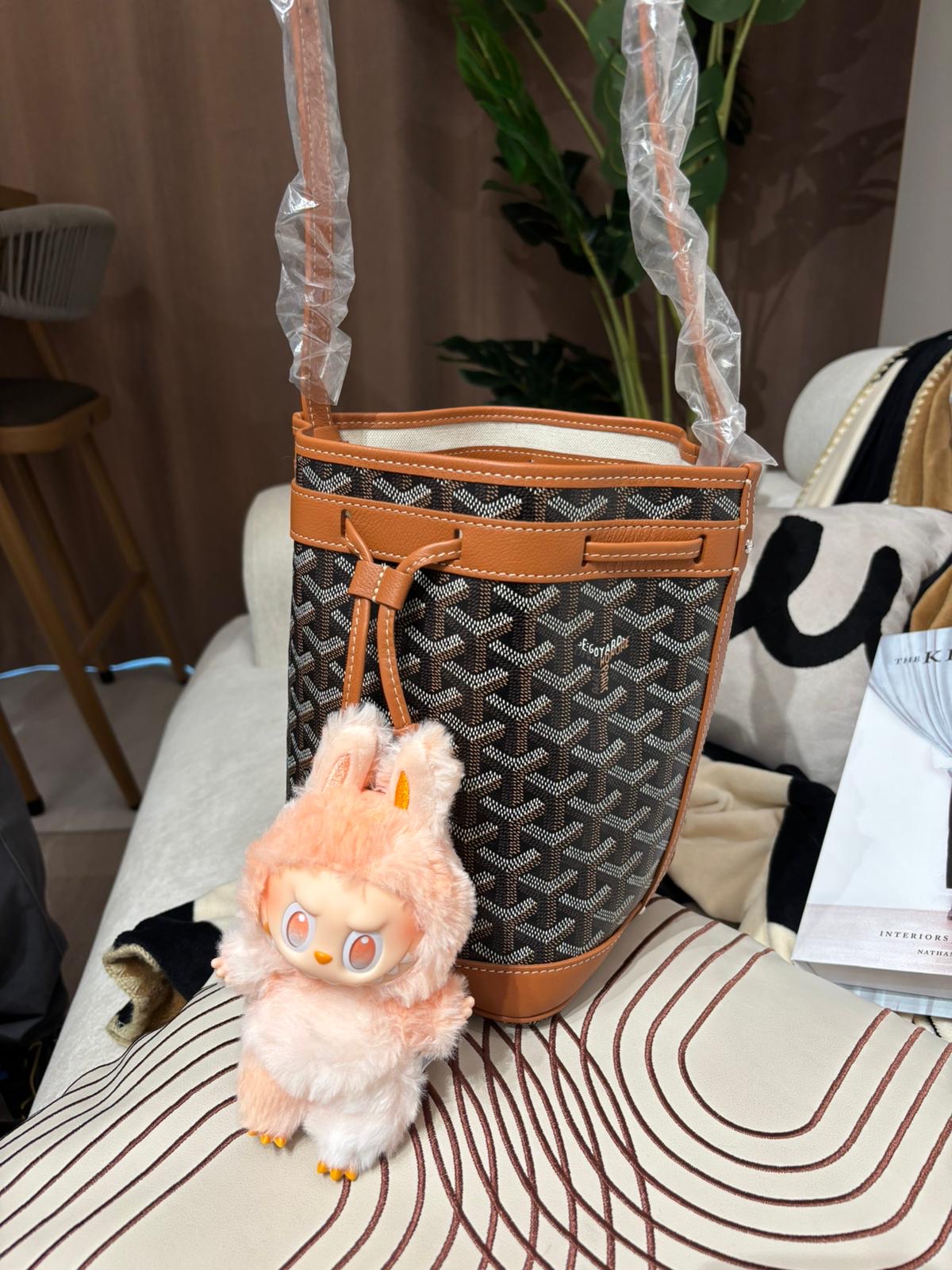全新 Goyard Petit Bucket Tan 100%Authentic, brand New 全新 ✅收據✅Dust bag