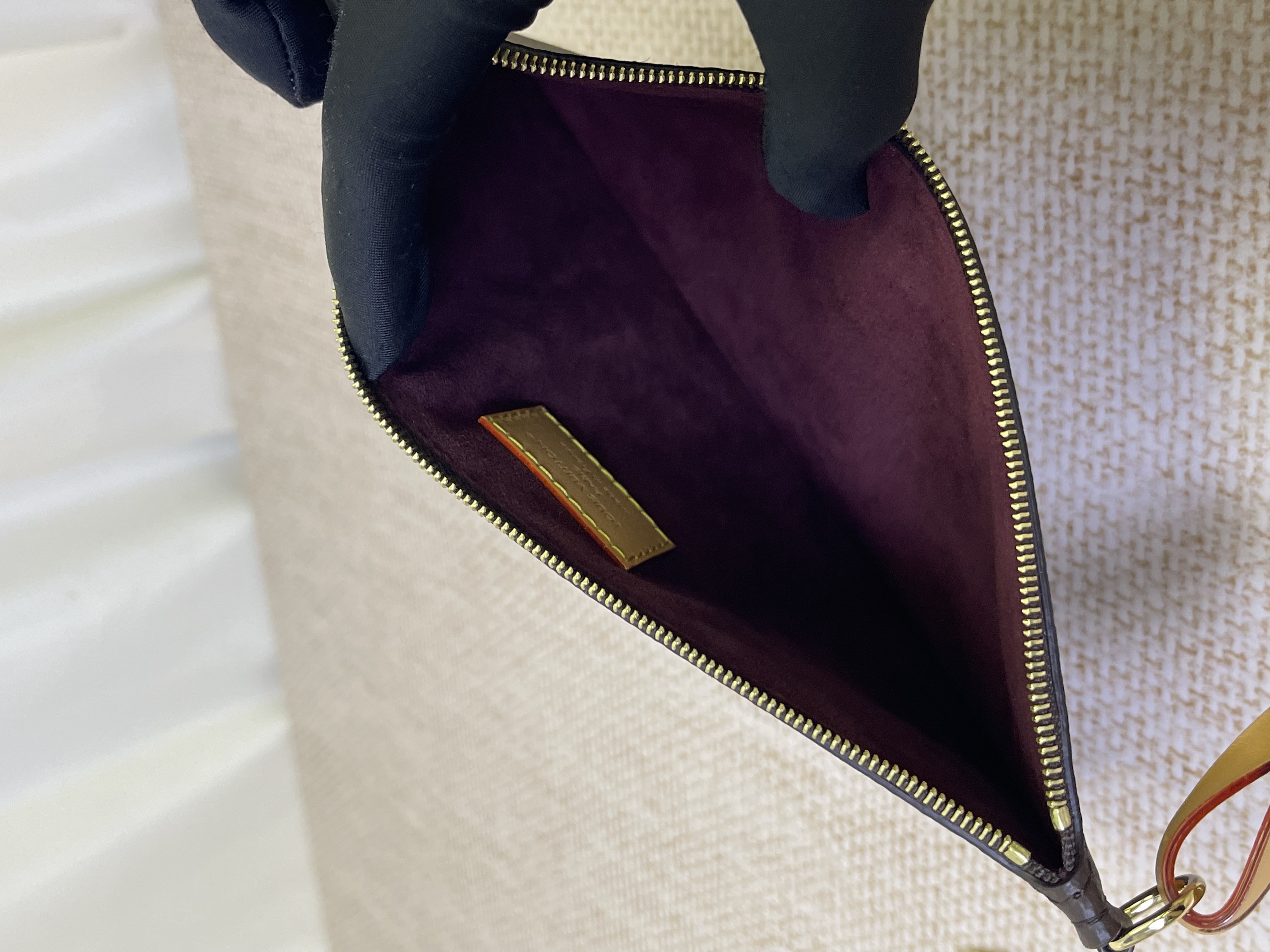 Pre-owned Louis Vuitton Hobo/ Product Code: 26030836