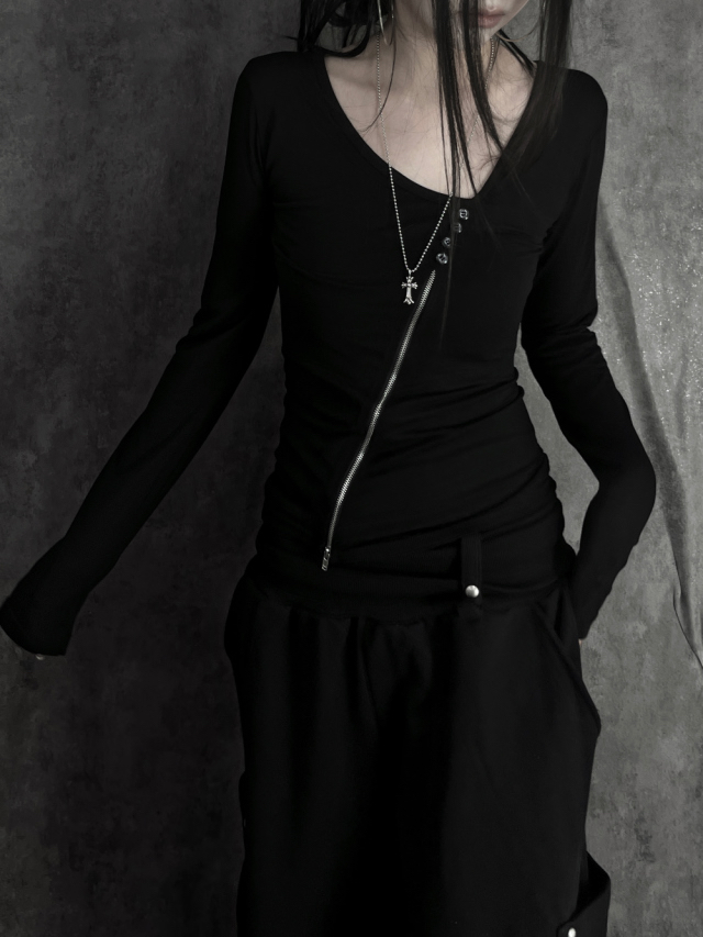 Asymmetric Zip Fitted Top