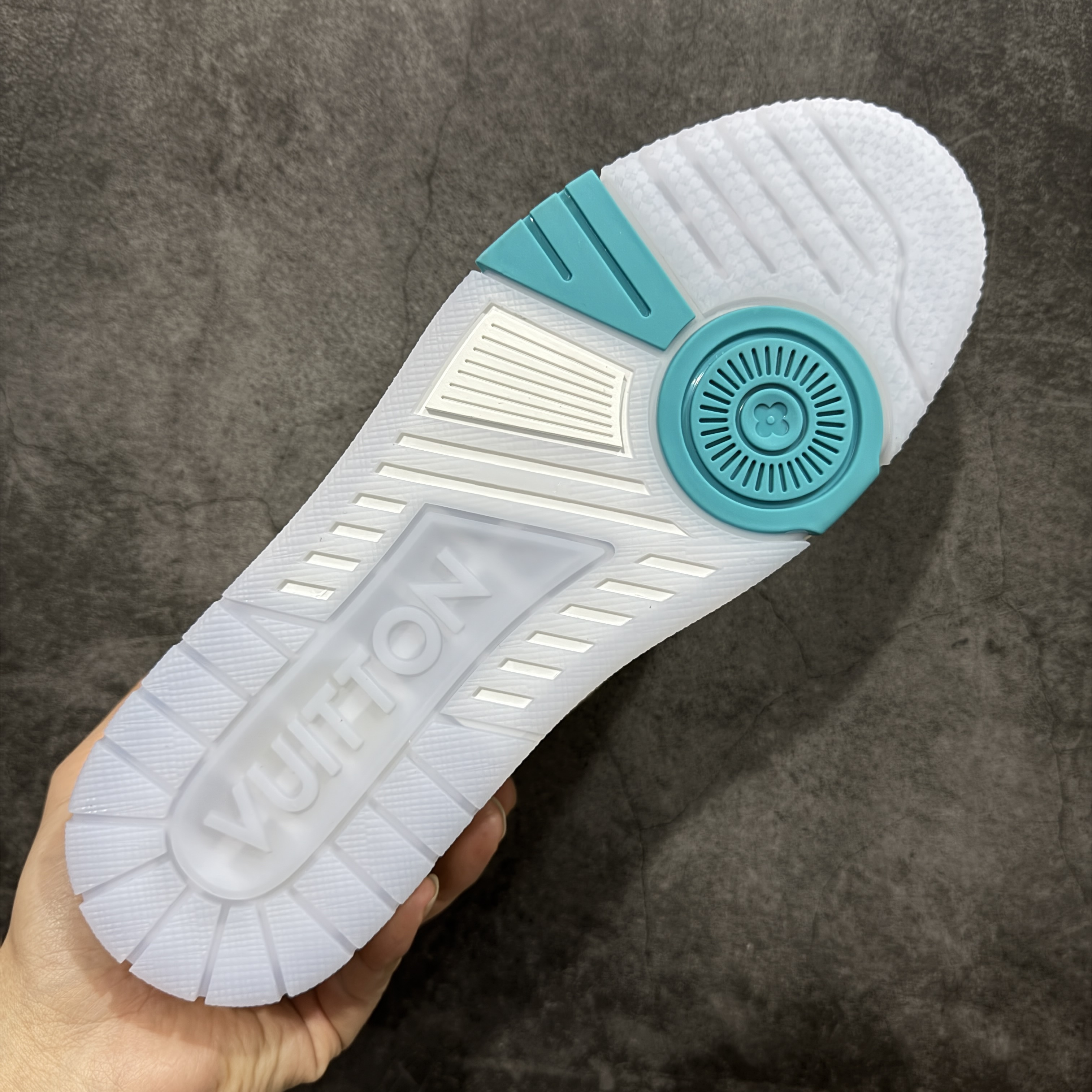 Louis Vuitton LV Trainer