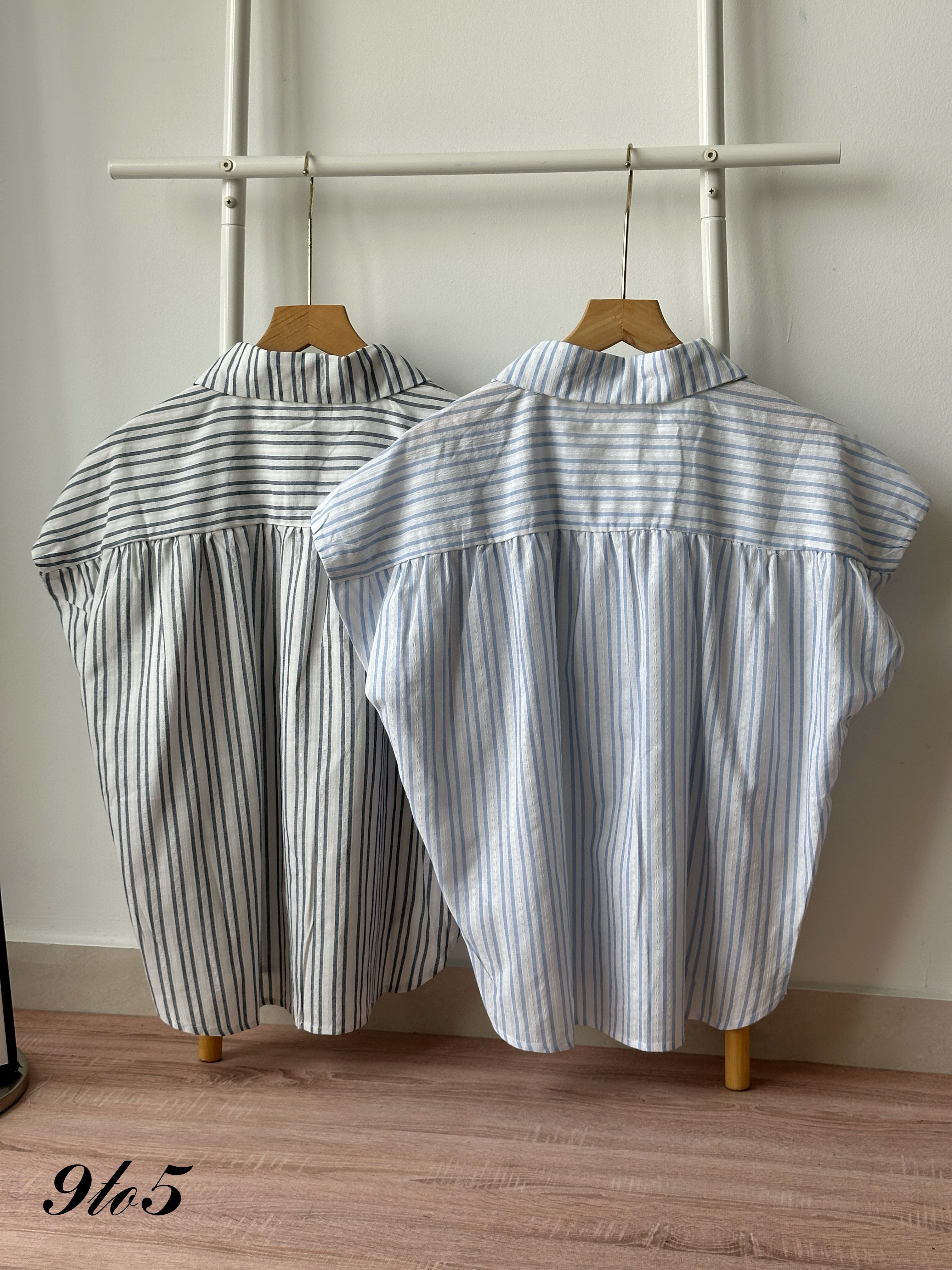 T4290 Cape Sleeve Stripe Shirt - Blue & Grey