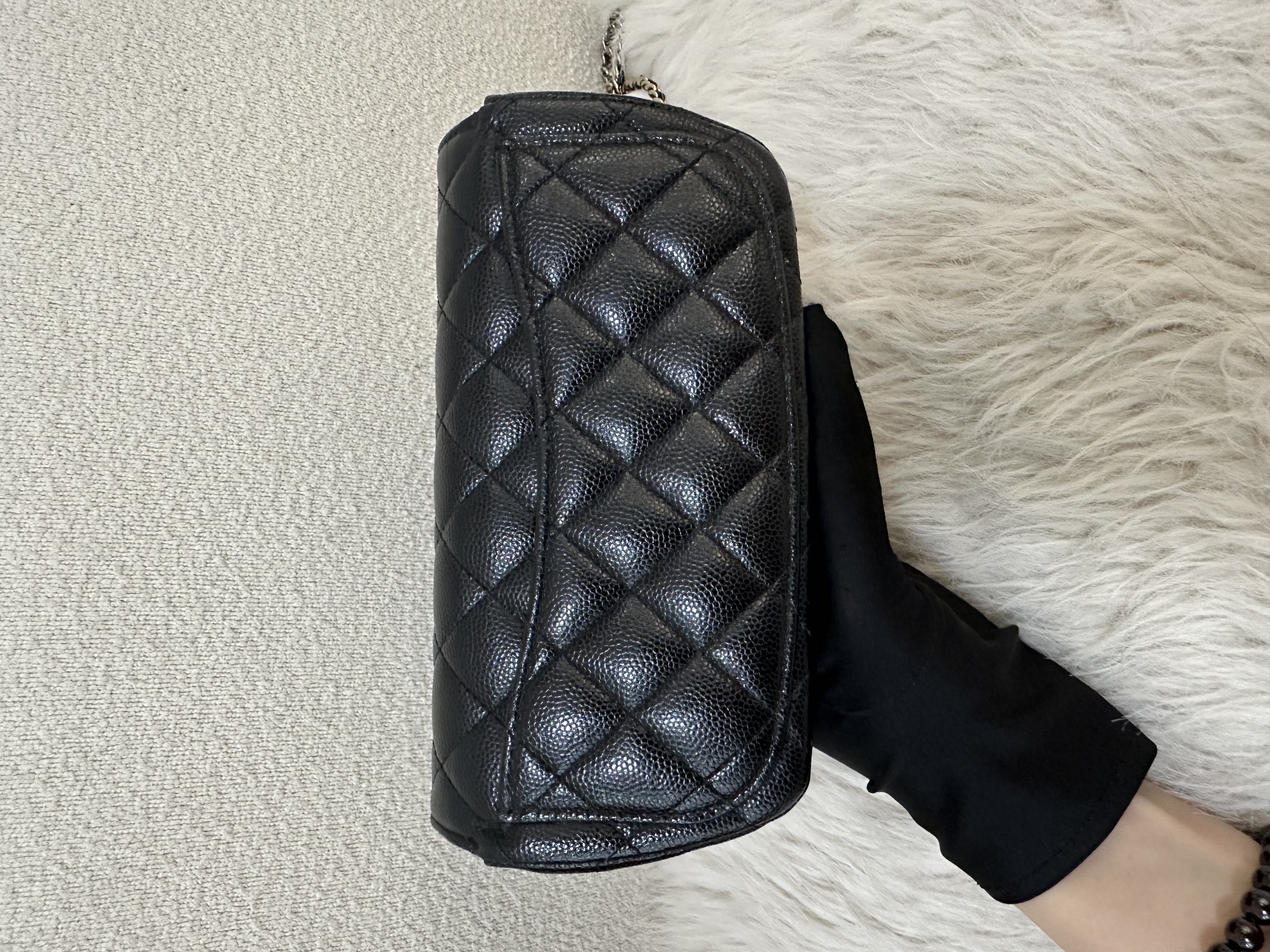 Pre-owned Chanel classic Glasses case / 26NY22