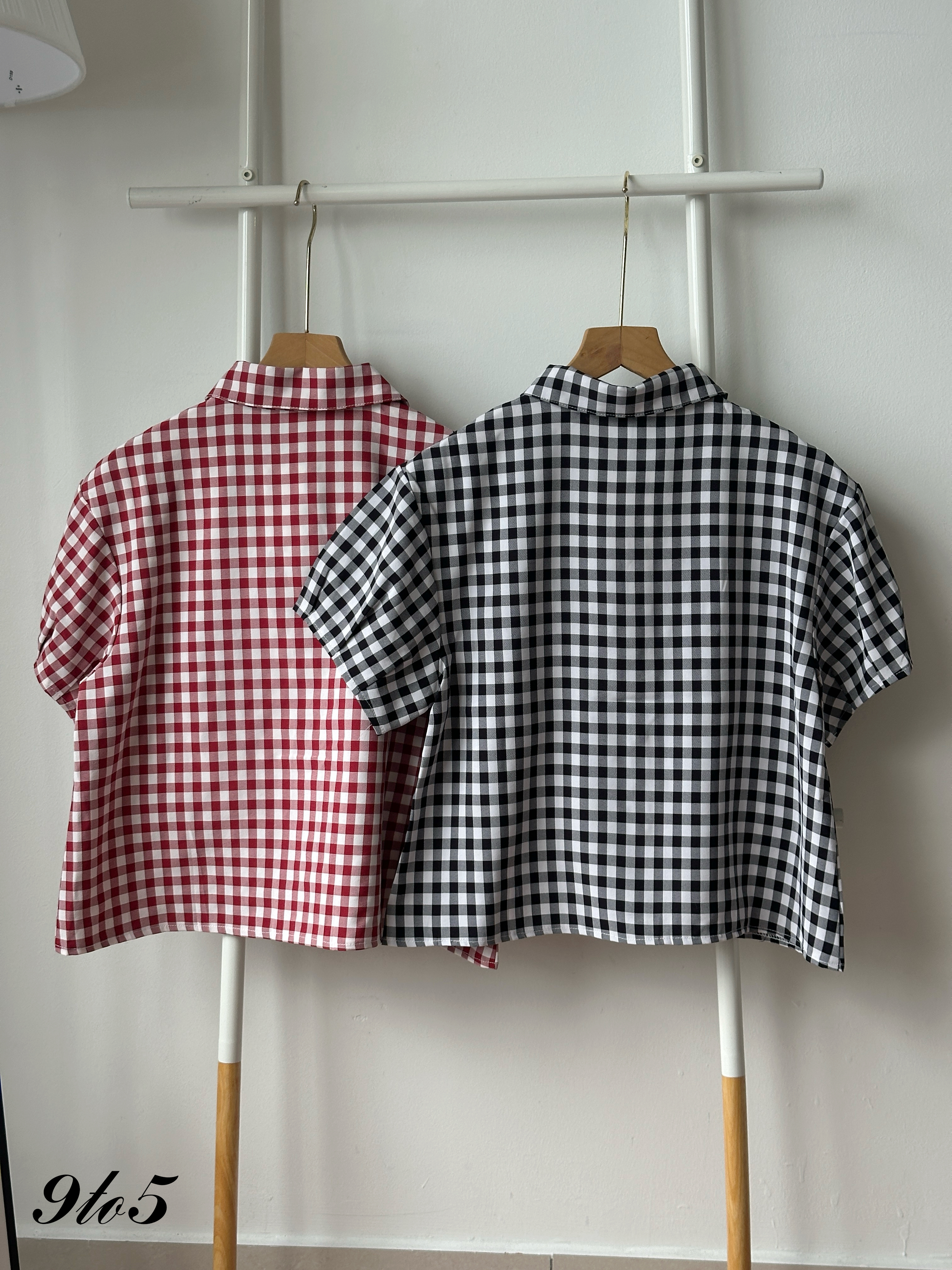 T4408 Short Sleeve Checkered Shirt - Black & Red